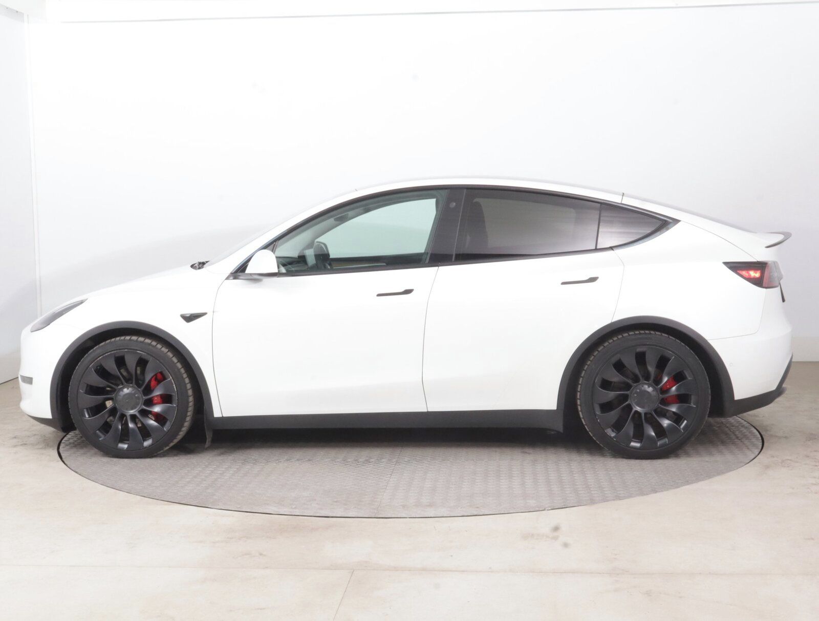 Tesla Model Y, Performance 79kWh - fotka 3