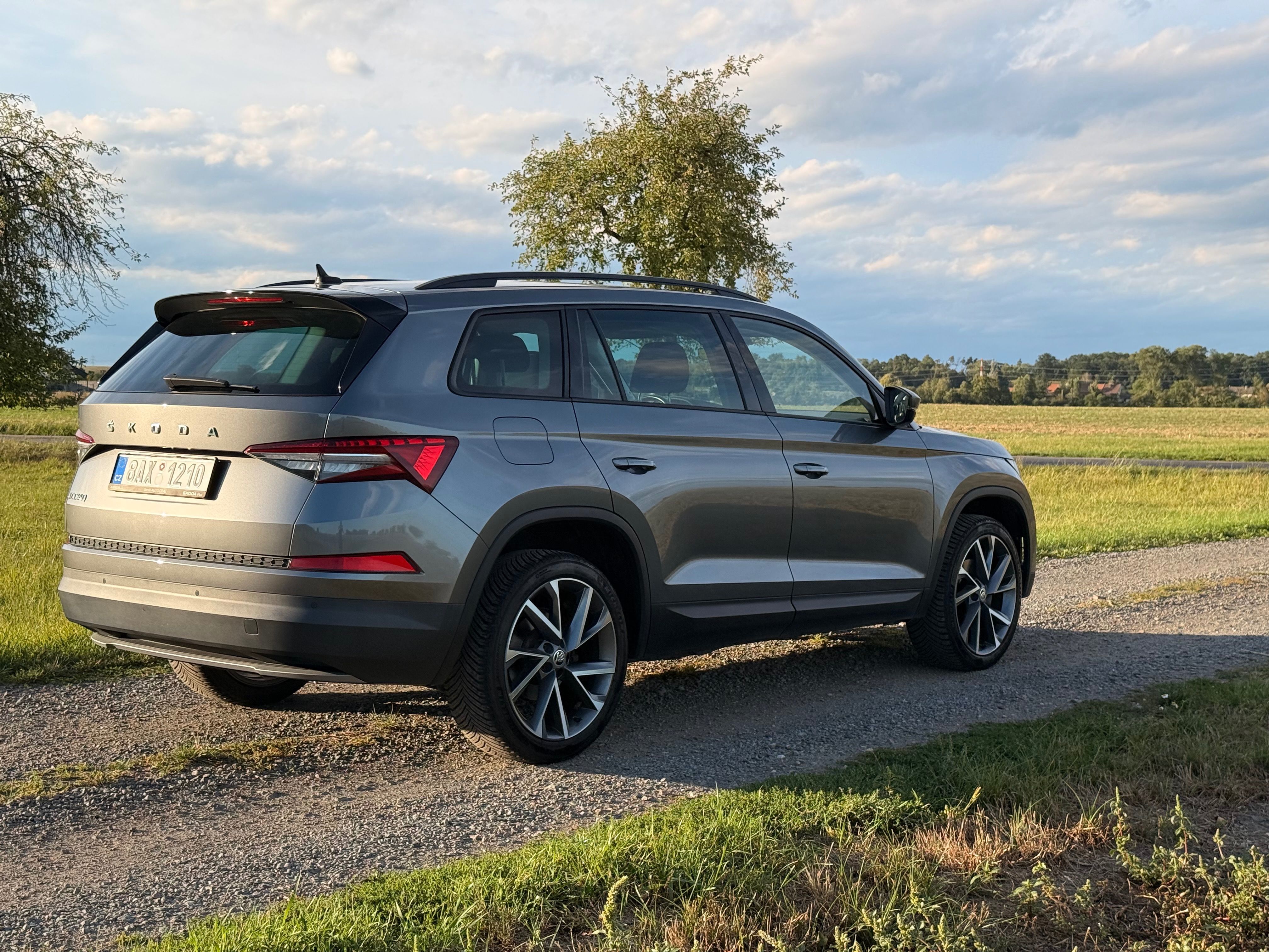 Škoda Kodiaq, Škoda Kodiaq DSG 2.0 TDI 110kW - fotka 6