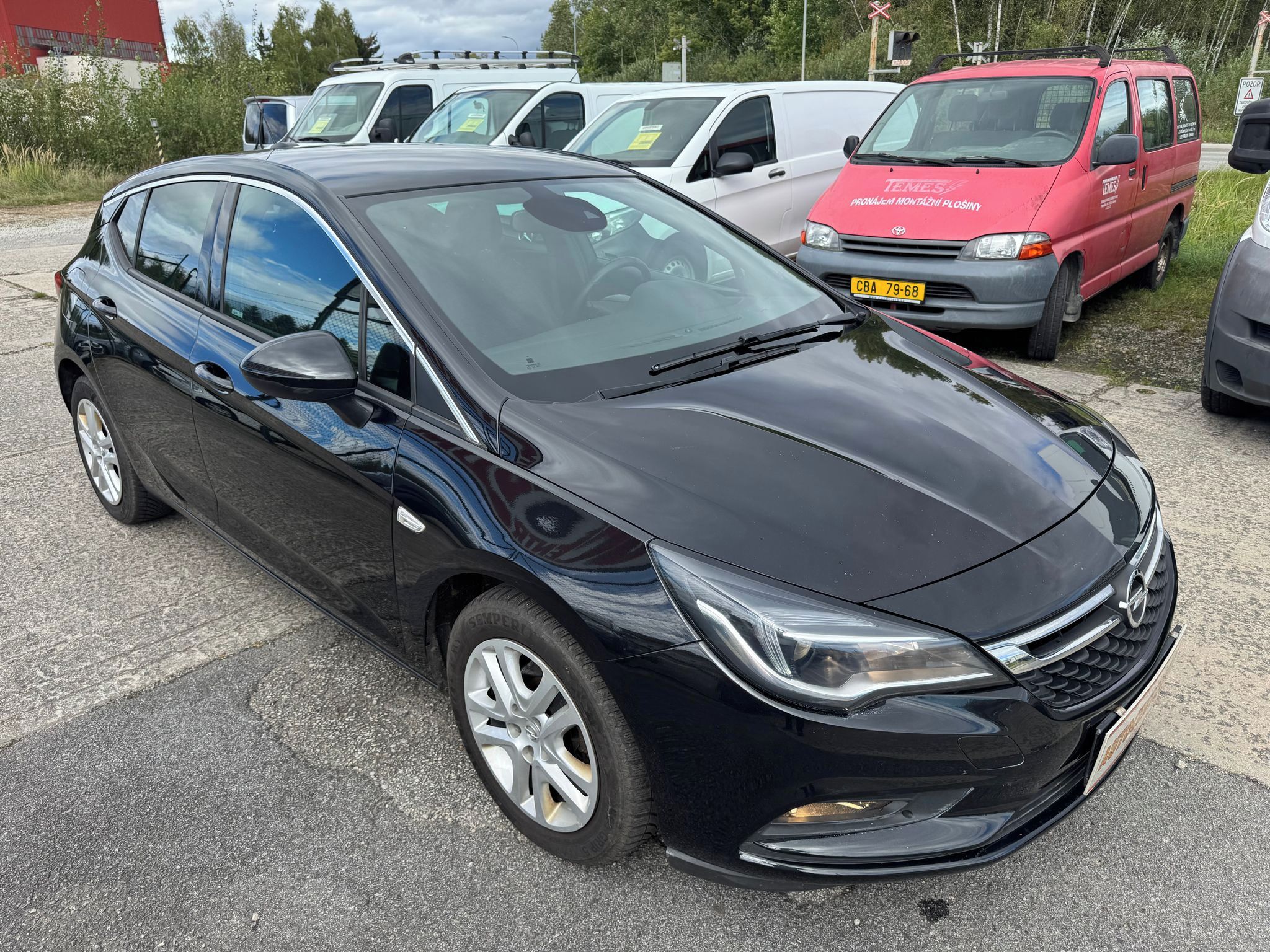 Opel Astra, 1,4i 16V Turbo 110kw - fotka 3
