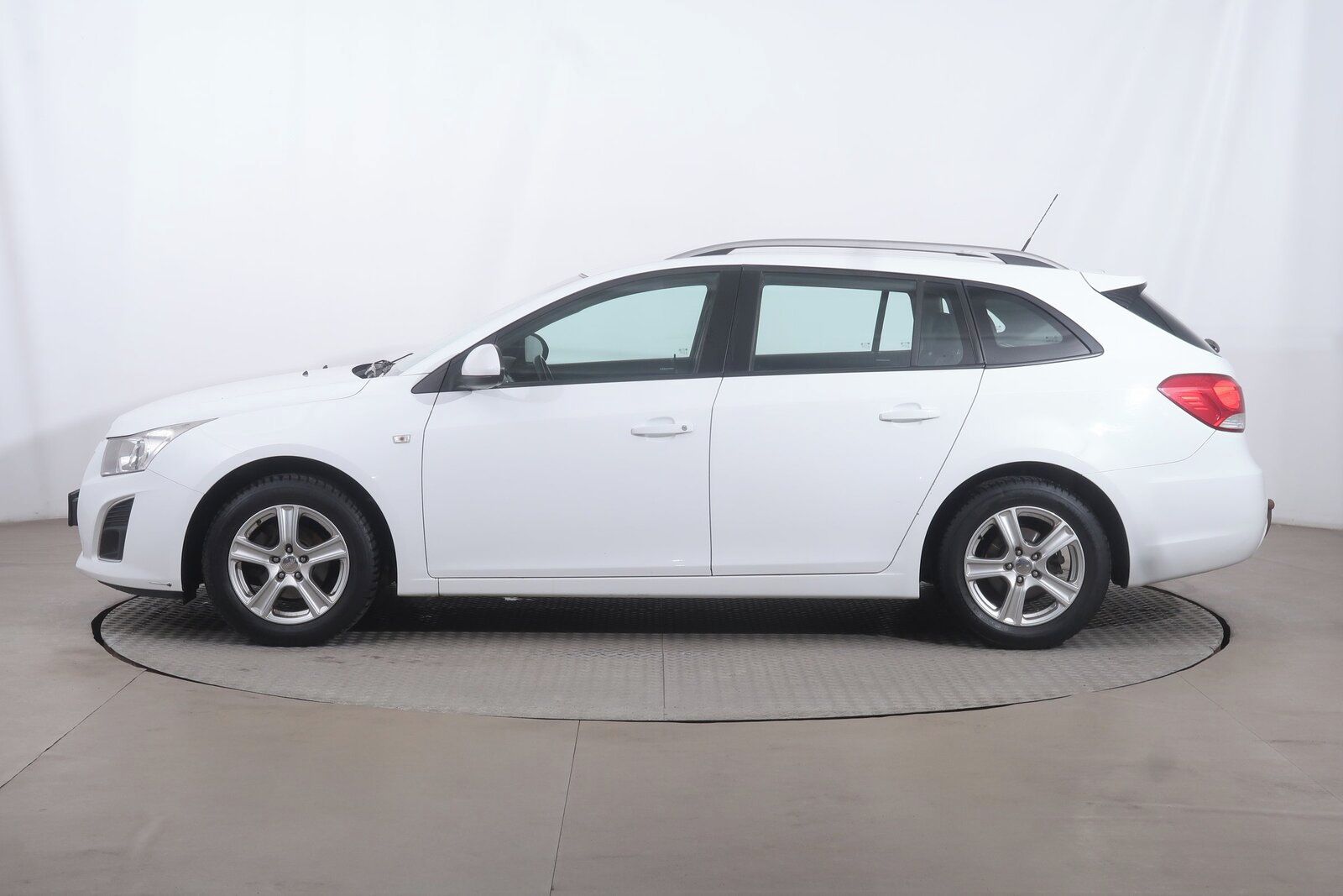 Chevrolet Cruze, 1.6 i 16V - fotka 3