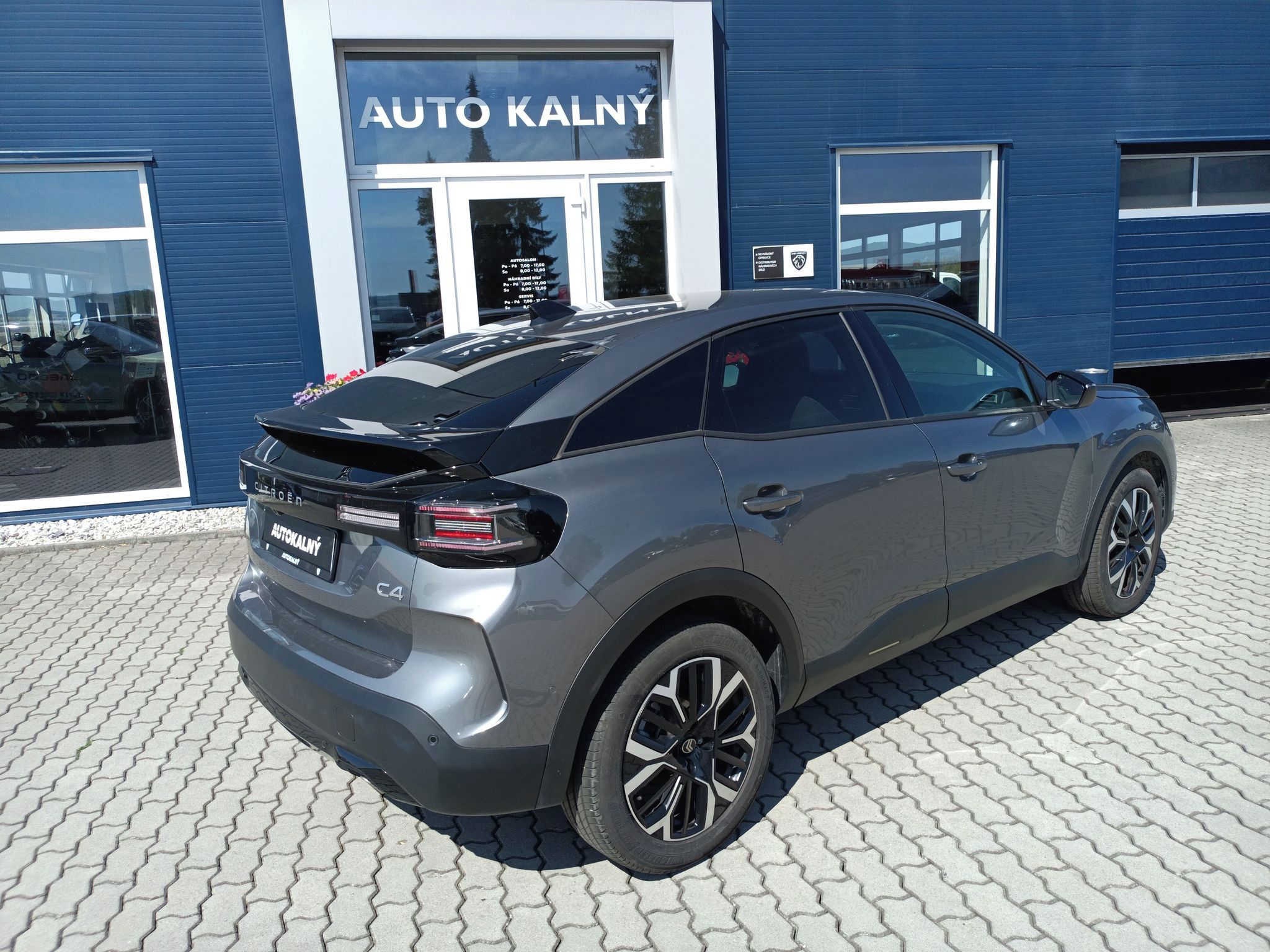 Citroën C4, NEW Max 1.2T - 130k, EAT8 - fotka 4