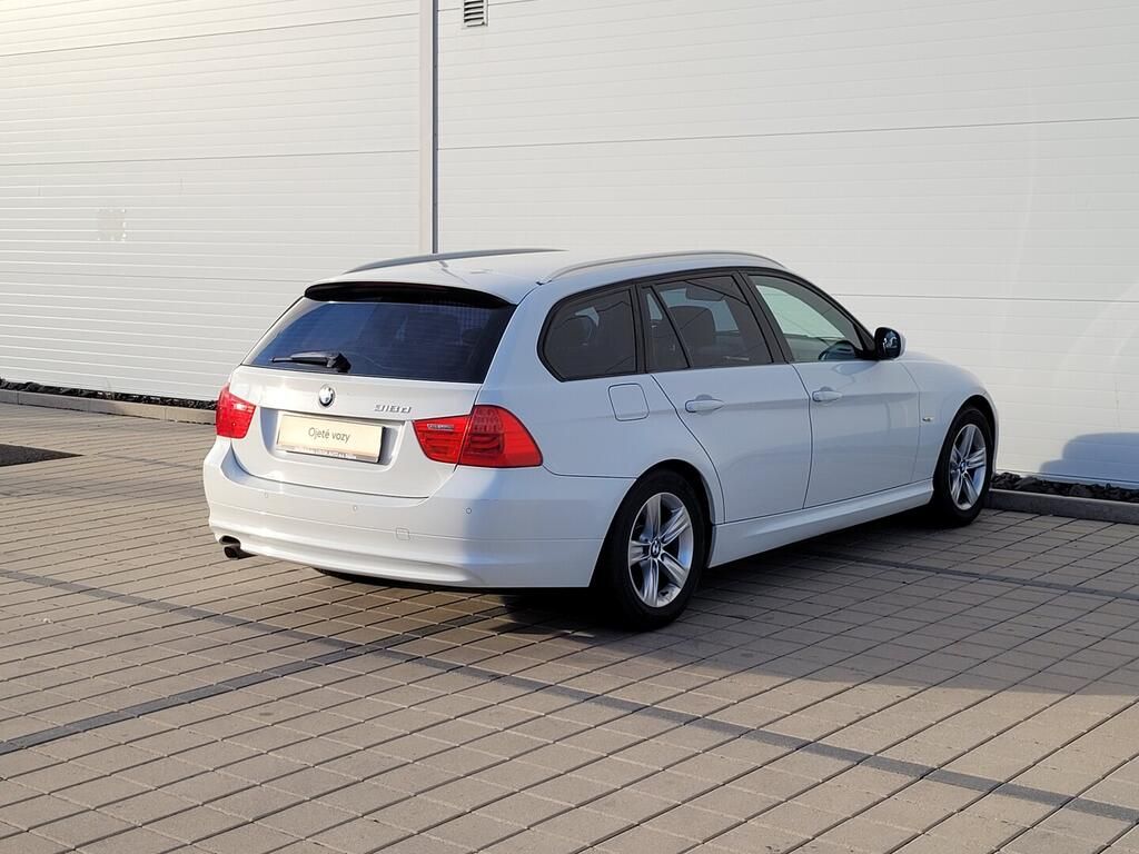 BMW Řada 3, D 2.0 105 kW - fotka 5