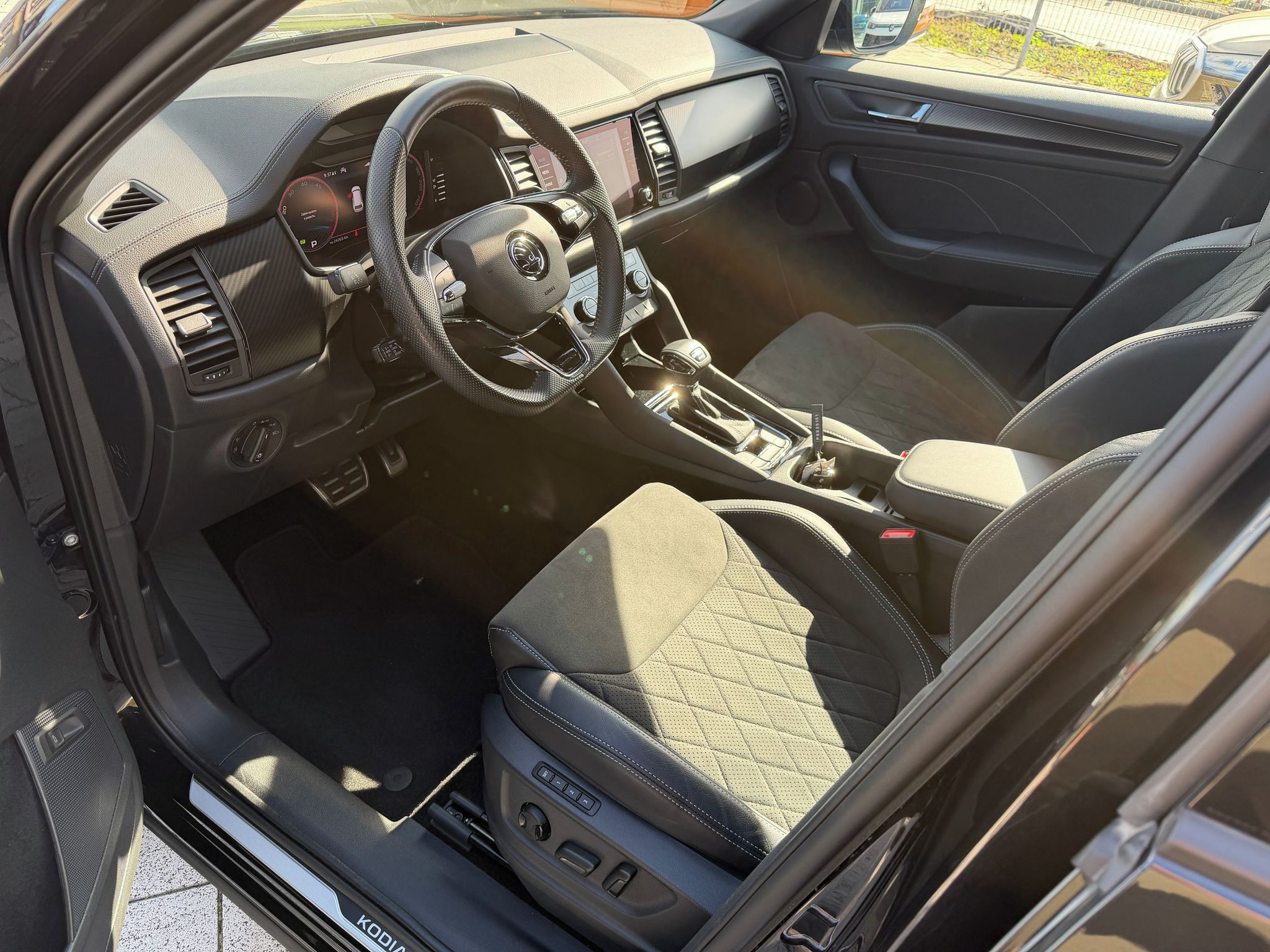 Škoda Kodiaq, Sportline  2,0TDI 147kW DSG - fotka 5