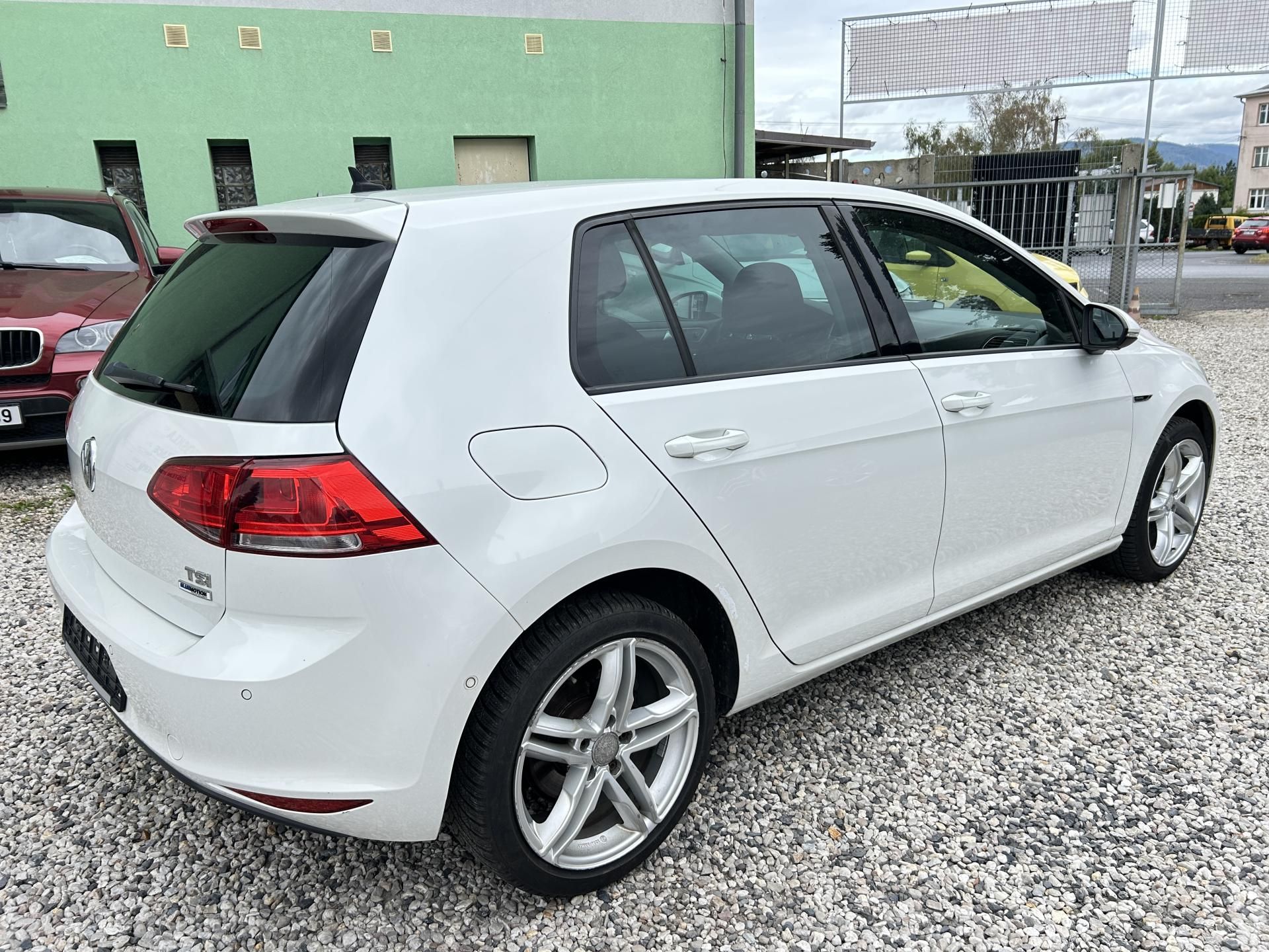 Volkswagen Golf, 1.2 TSi 81 KW pravidelný servi - fotka 6