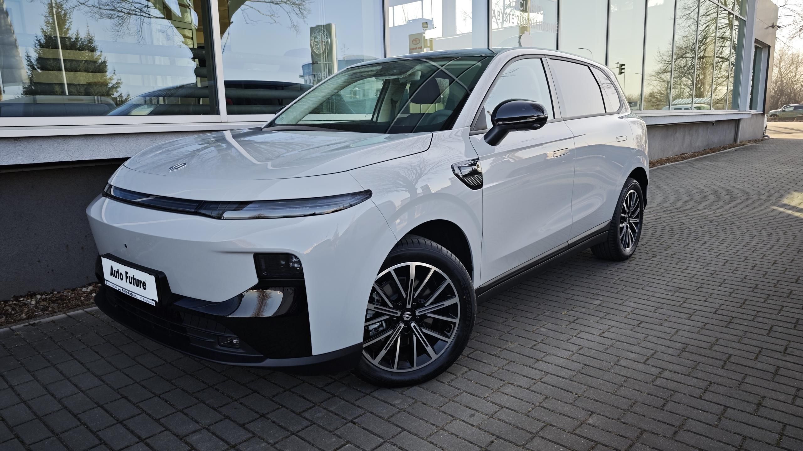 Leapmotor B10, Design 67kW EV - fotka 2