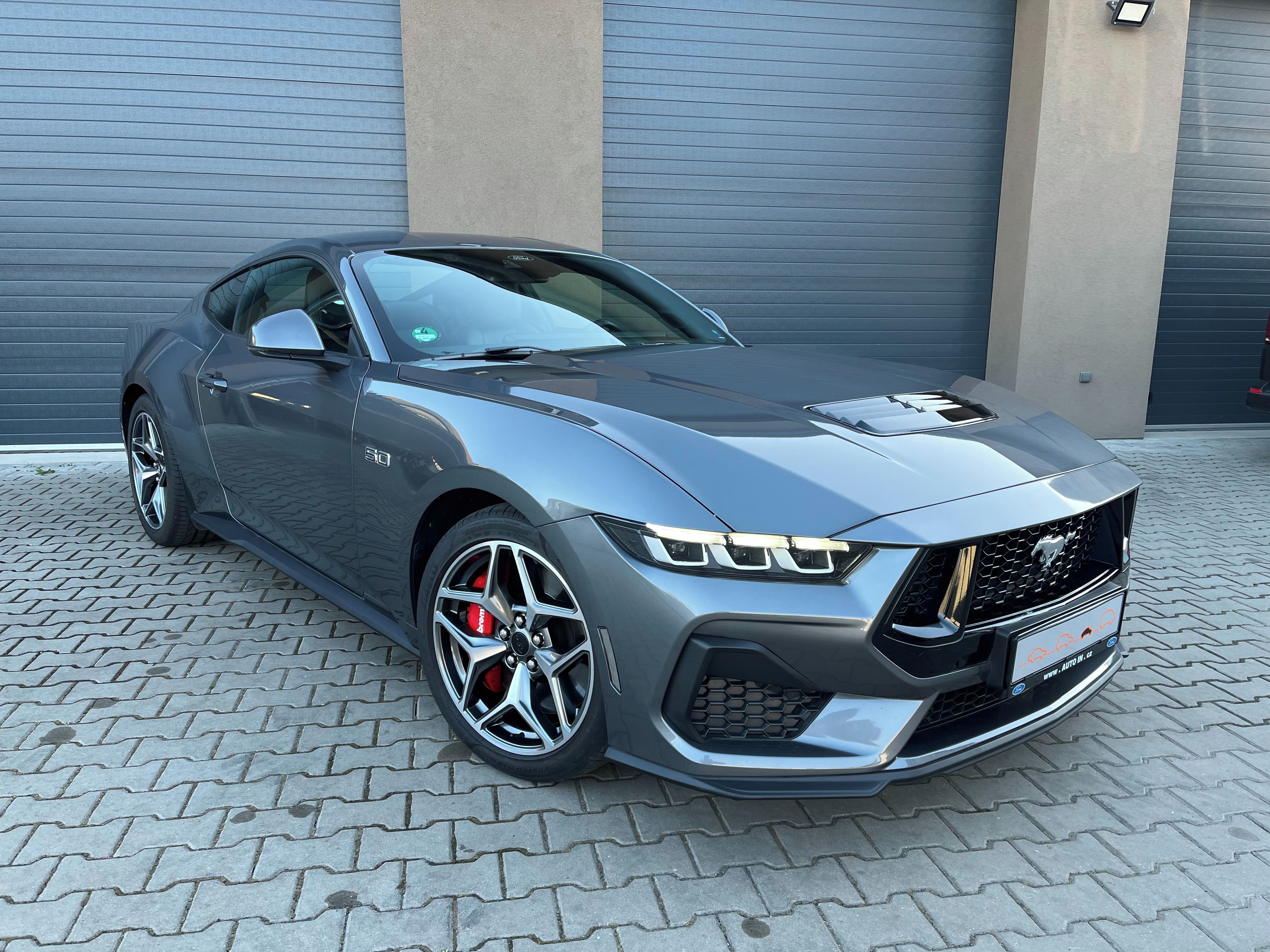 Ford Mustang, 5.0 GT Perform 328 kW Man, DPH - fotka 2