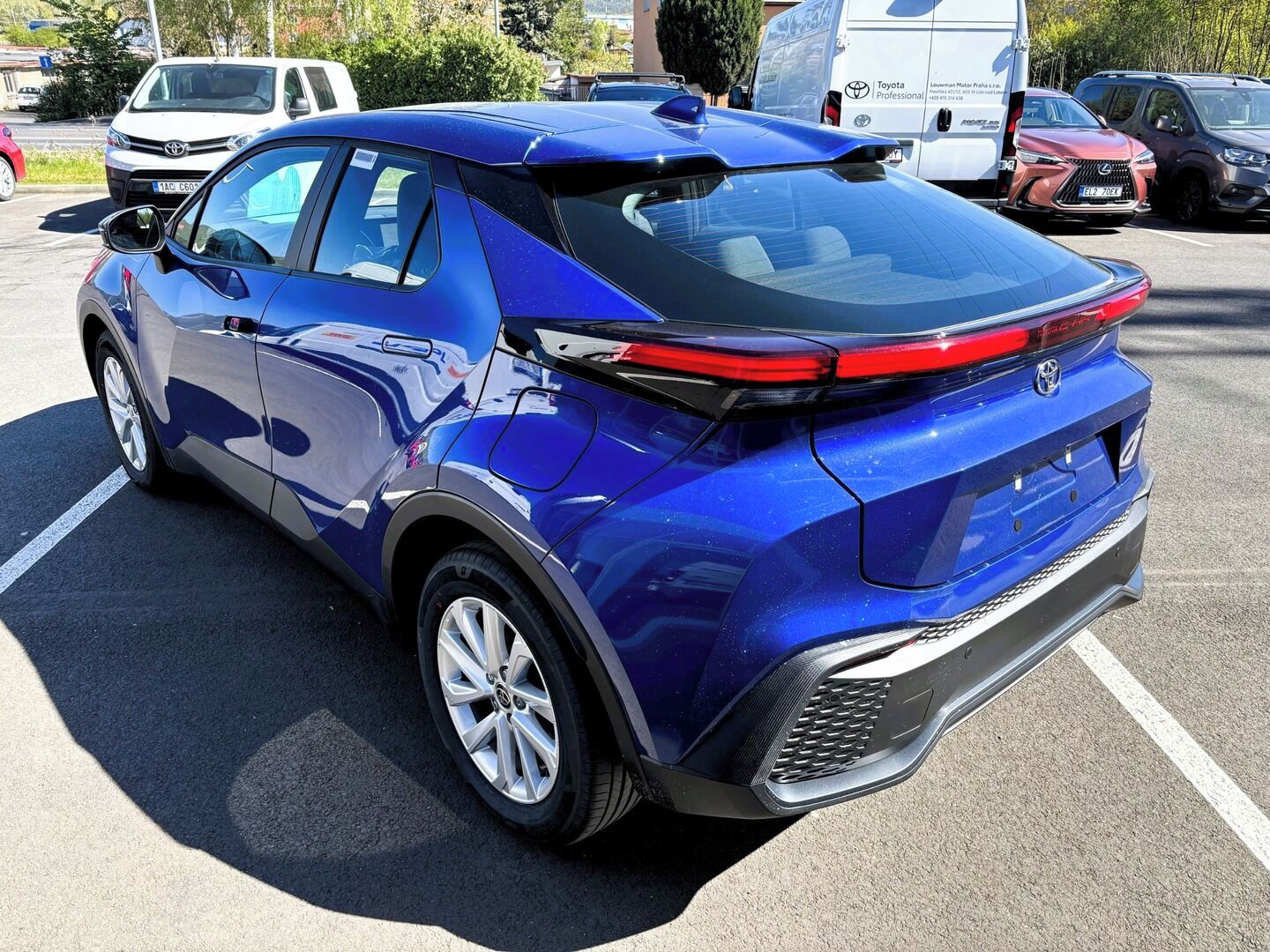 Toyota C-HR, 1,8   Comfort BUSINESS HEV - fotka 5