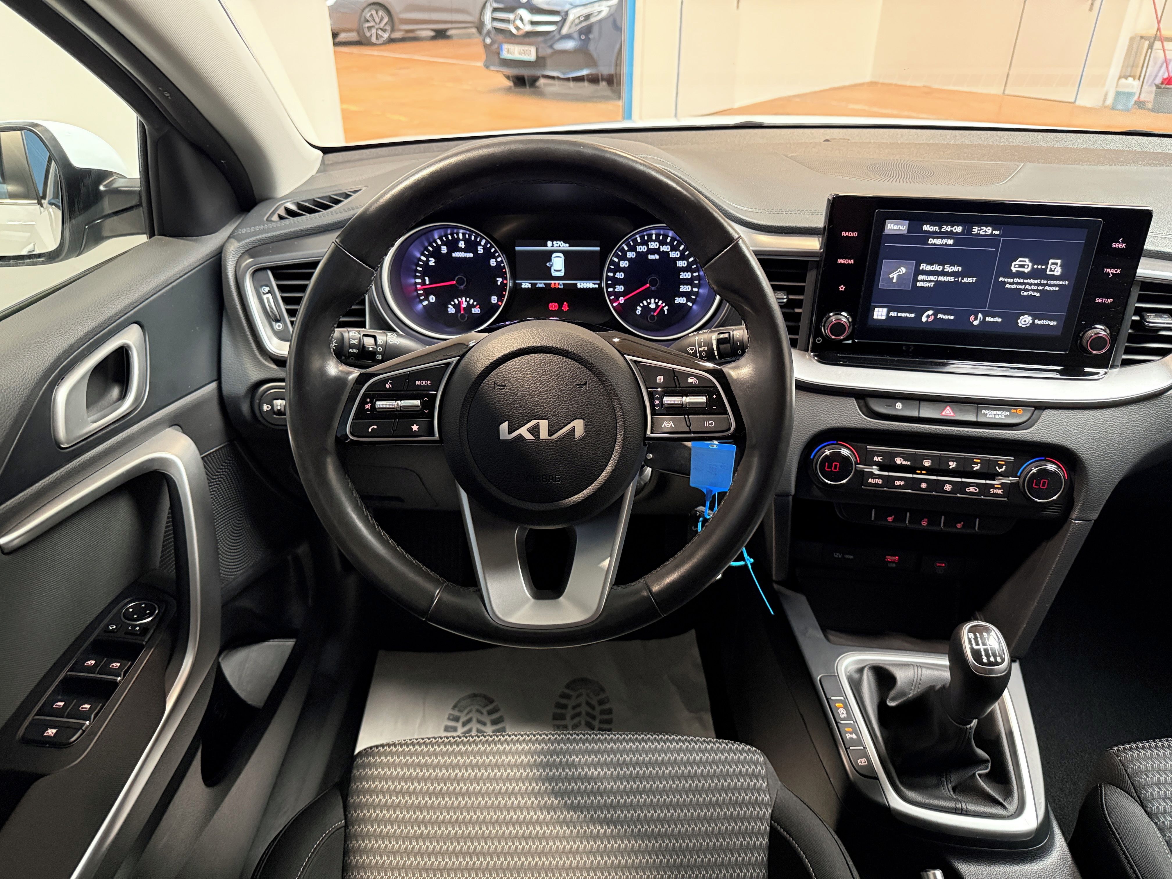 Kia Cee´d, 1.5 T-GDI 118kW Exclusive SW - fotka 6