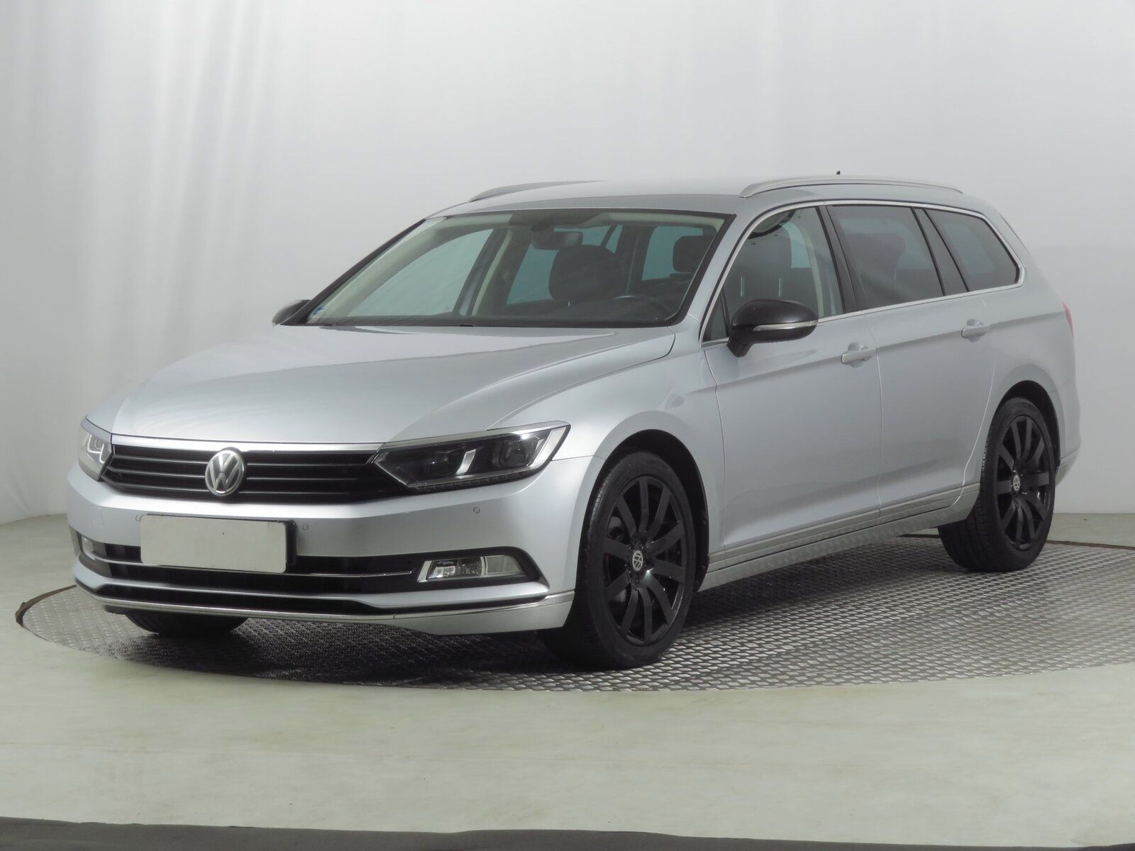Volkswagen Passat, 2.0 TDI, Automat - fotka 2