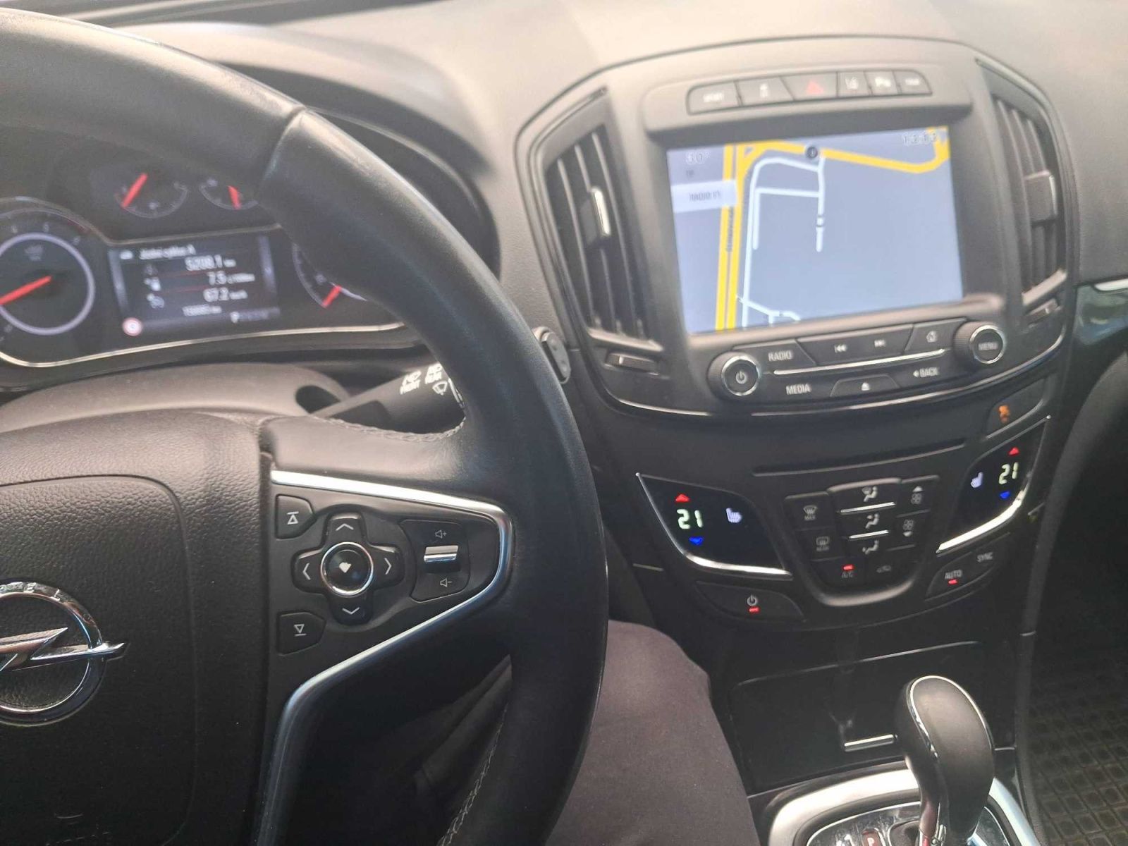 Opel Insignia, 2.0 CDTI, 4X4, Automat - fotka 3