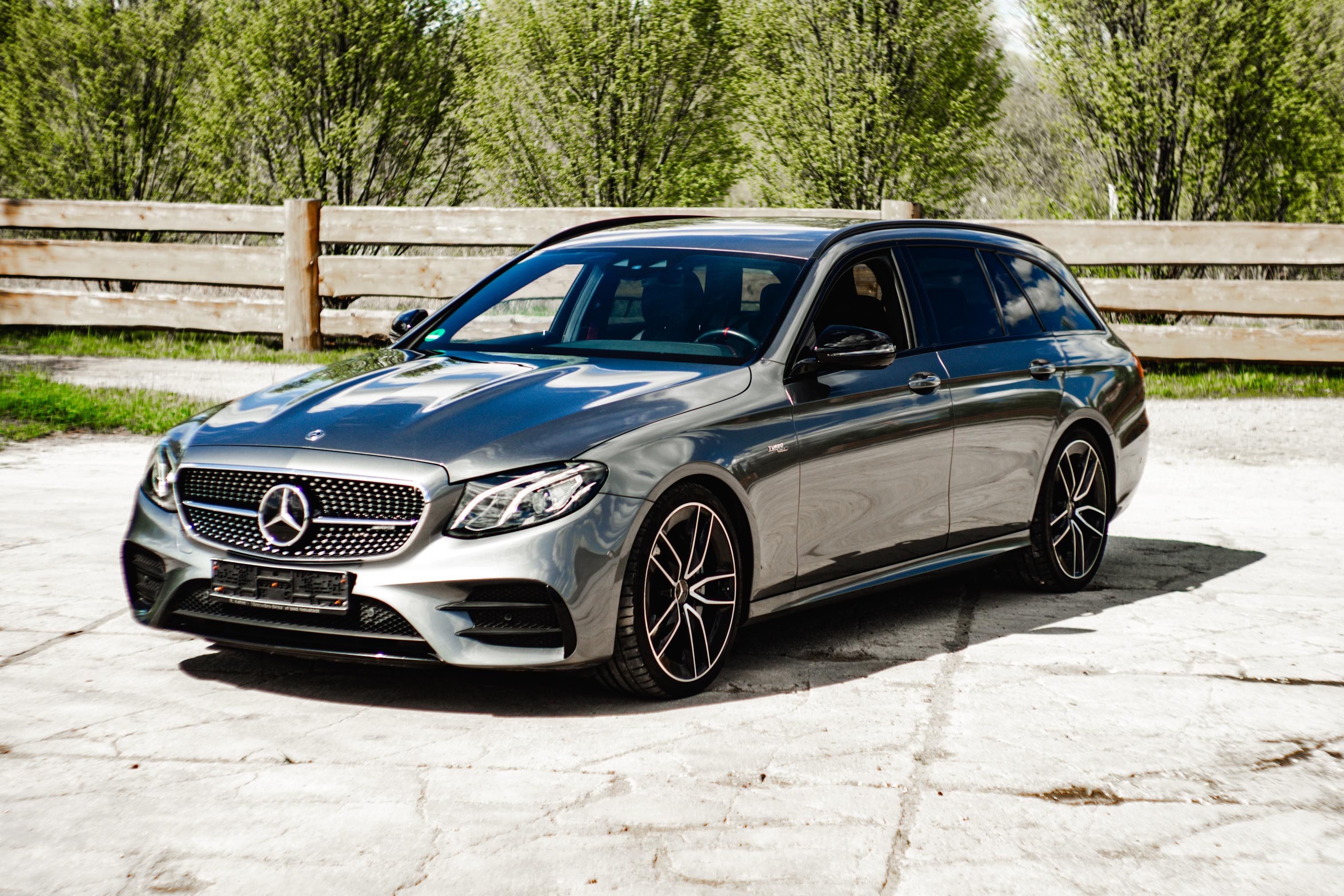 Mercedes-Benz Třídy E, E53 AMG - fotka 2