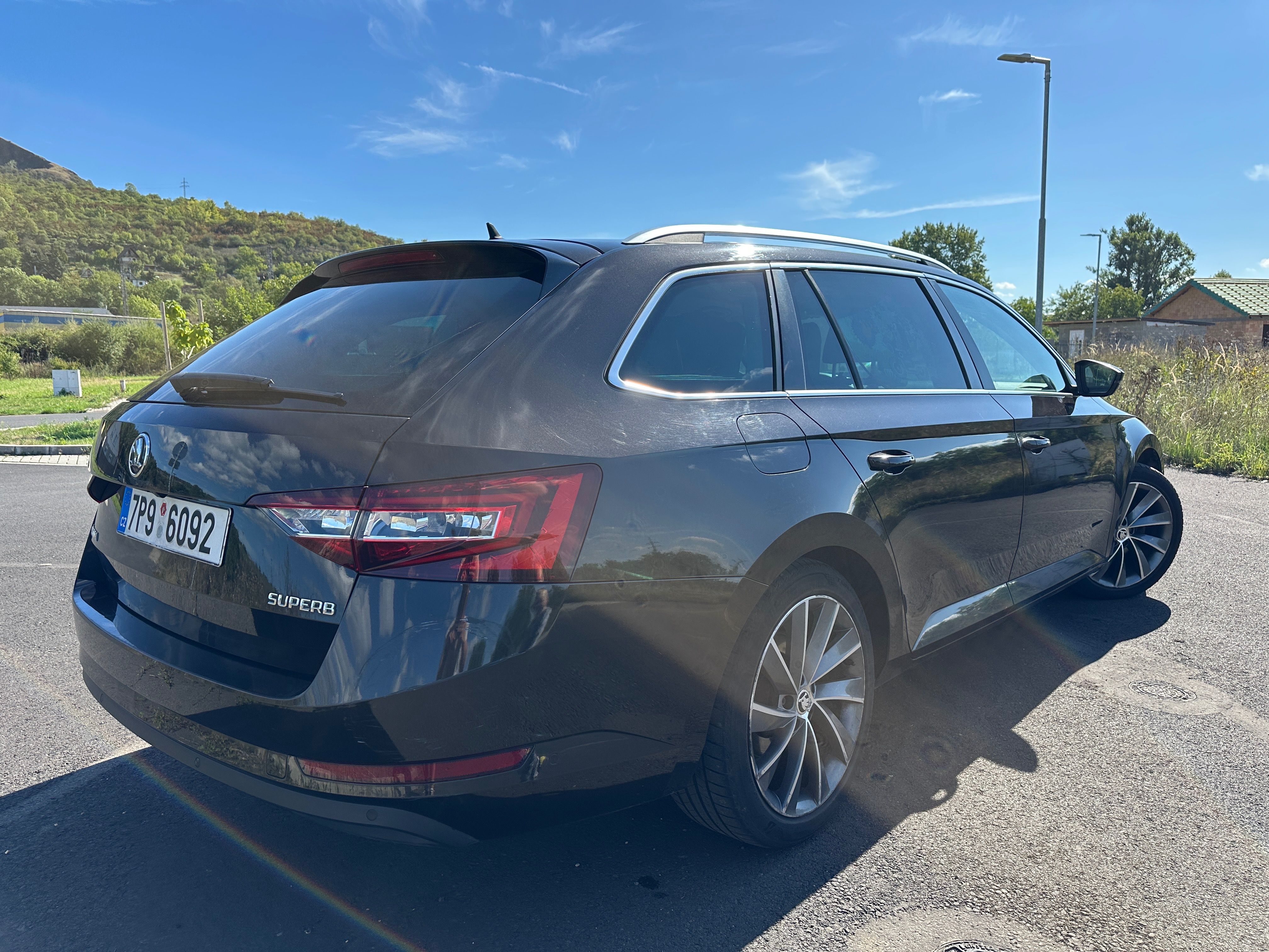 Škoda Superb, Škoda Superb 2.0tdi 140kw DSG - fotka 4