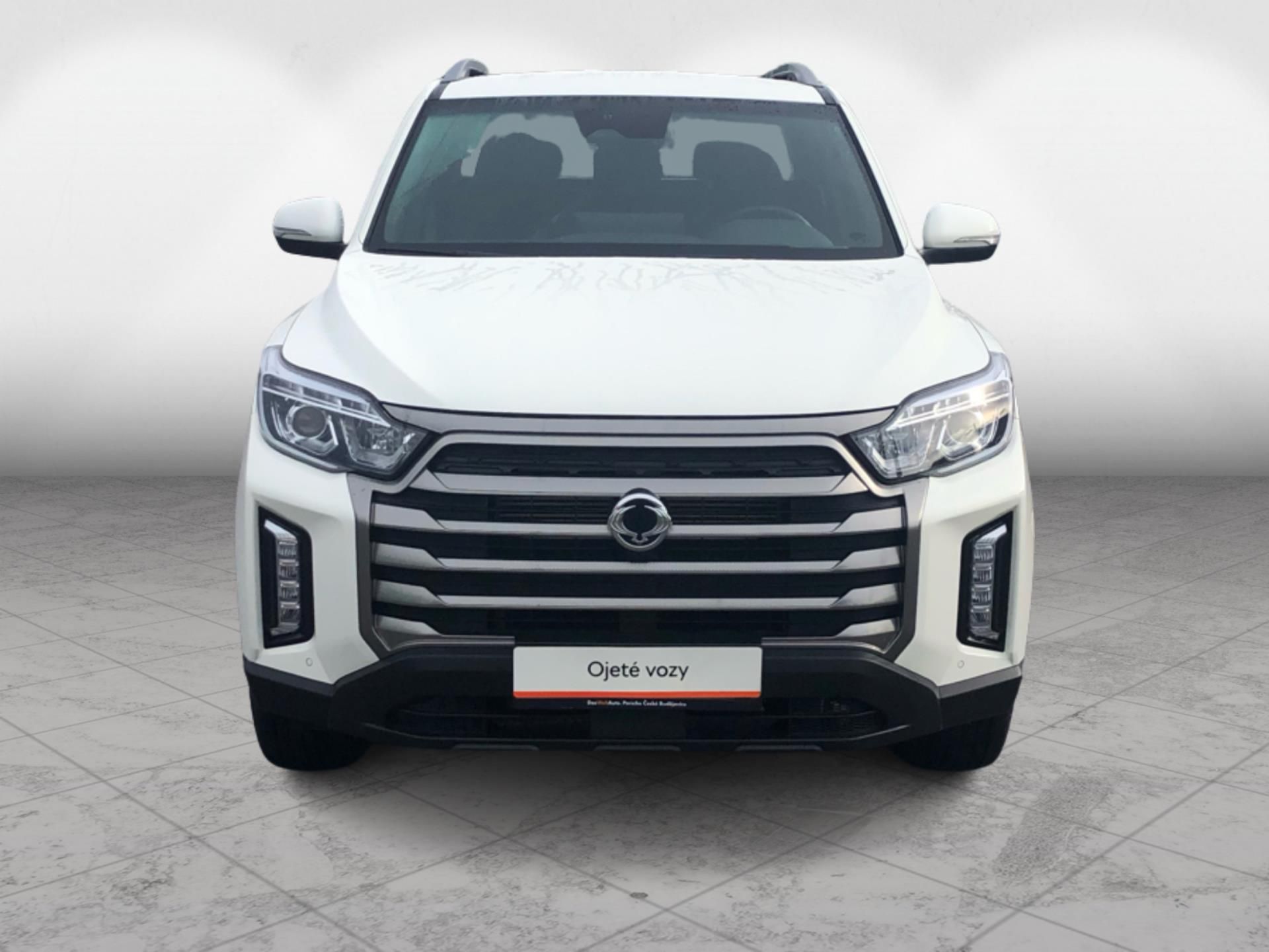 SsangYong Musso, Grand 2.2 e-XDi TD AT 4x4 - fotka 4
