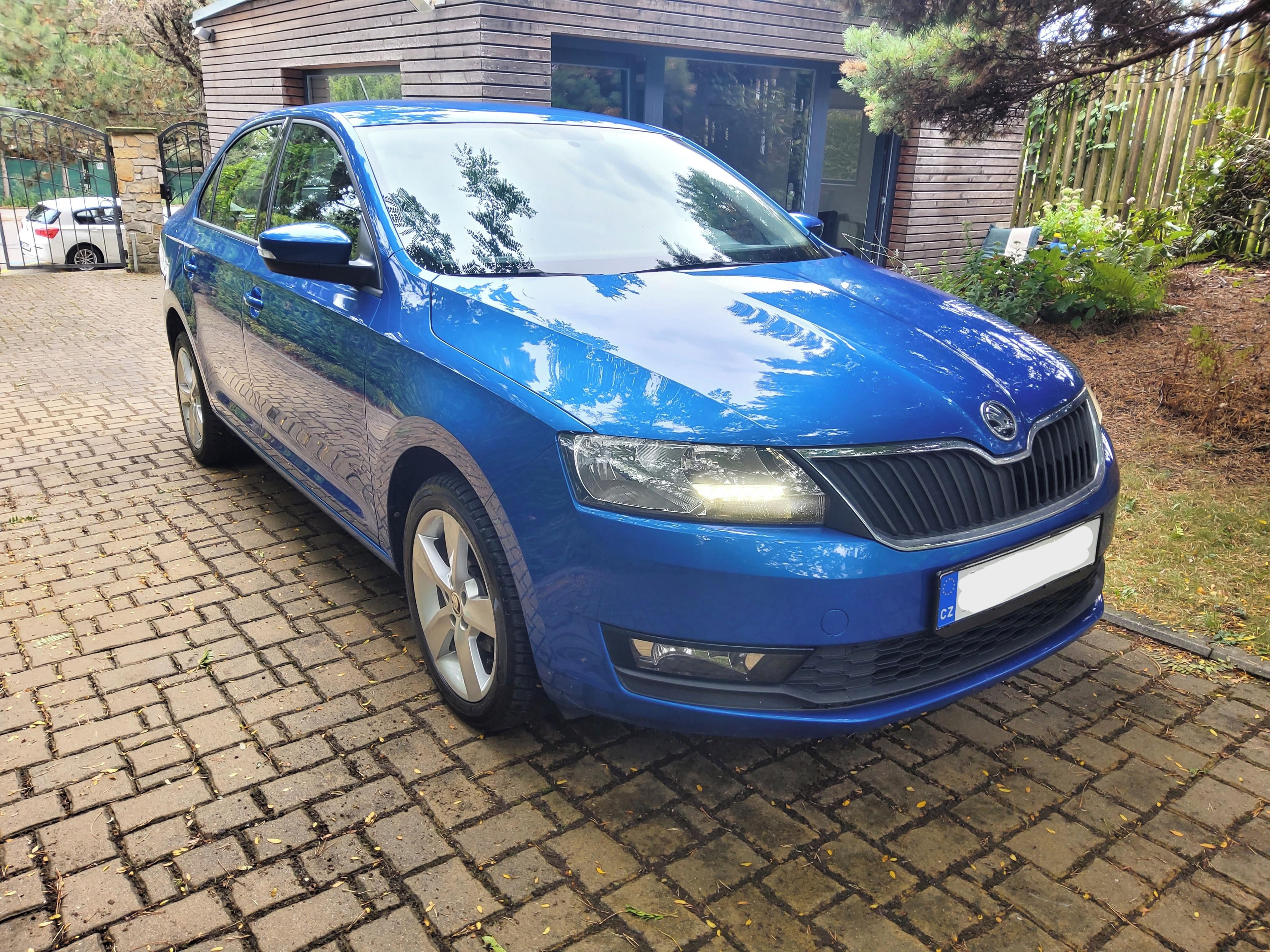 Škoda Rapid, 1.0TSI 70kW 1maj ČR klima - fotka 2