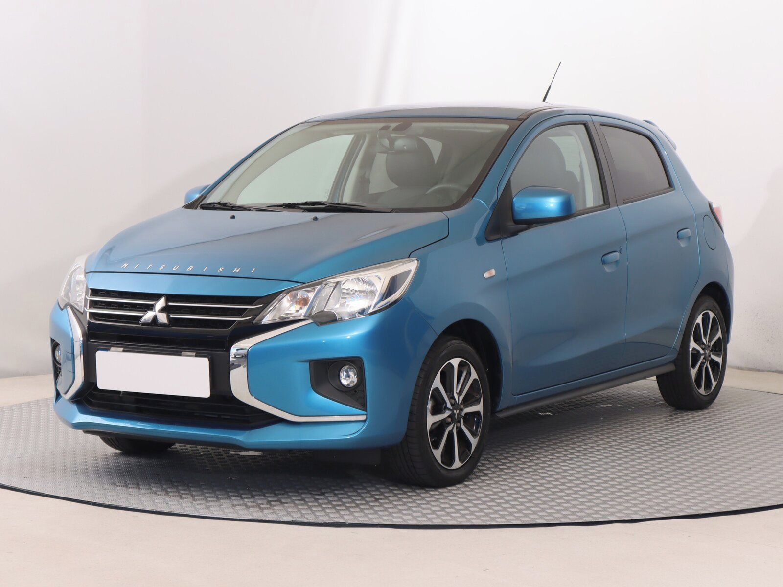 Mitsubishi Space Star, 1.2 MIVEC, Intense, Automat - fotka 2