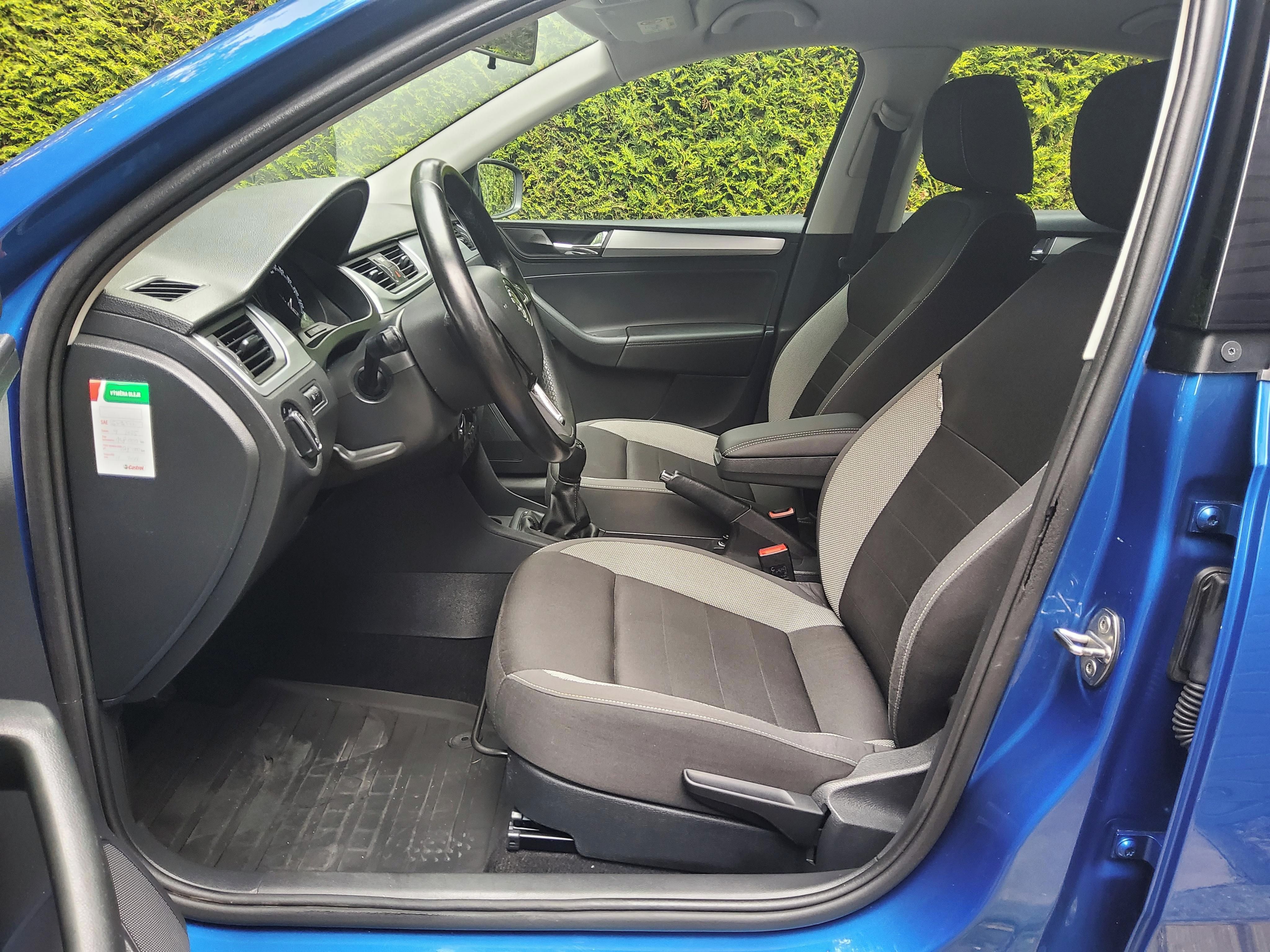 Škoda Rapid, 1.0TSI 70kW 1maj ČR klima - fotka 6
