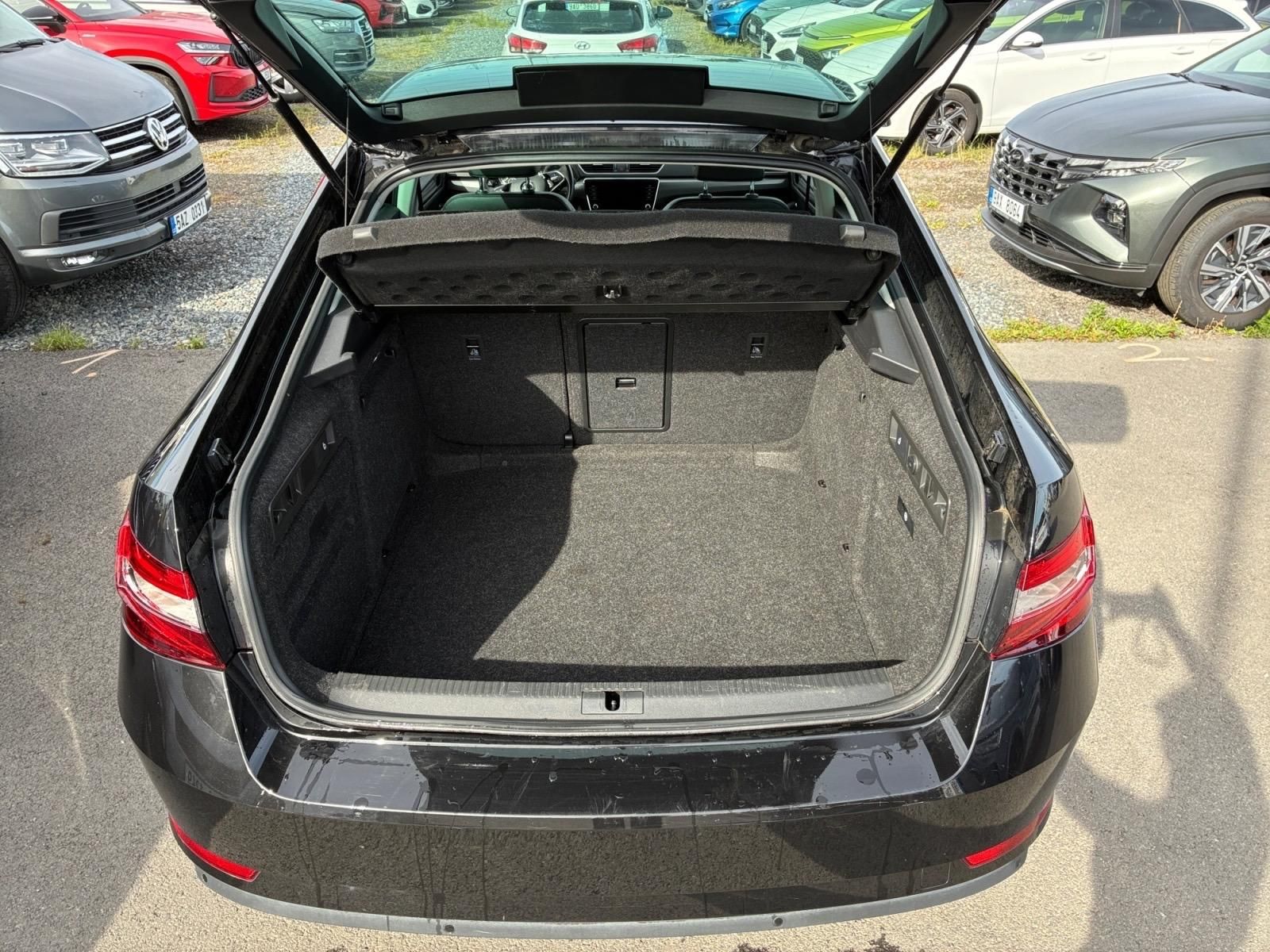 Škoda Superb, STYLE 2.0TSI 140kW DSG CZ DPH - fotka 6