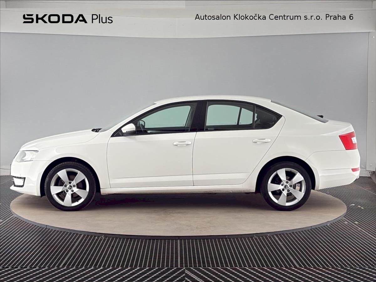 Škoda Octavia, TDI77 kW Elegance - fotka 3