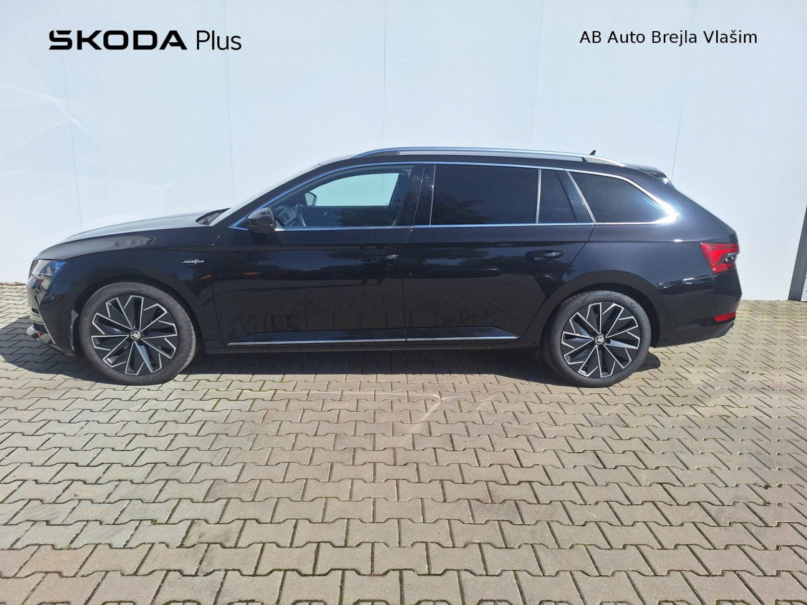Škoda Superb, COMBI / 2.0TDI / 140 kW / 7DSG - fotka 3