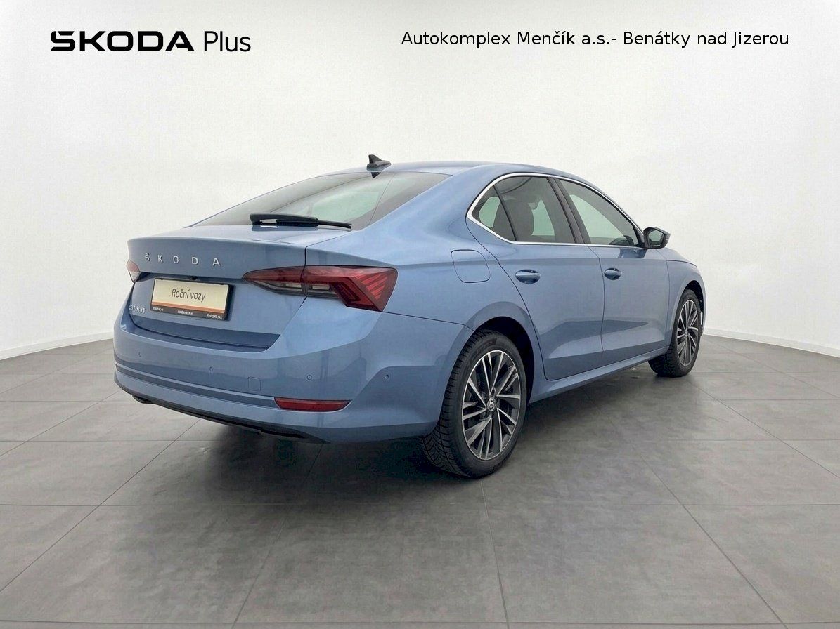 Škoda Octavia, OCTAVIA M-HEV TOP SELEC TS 110 - fotka 2