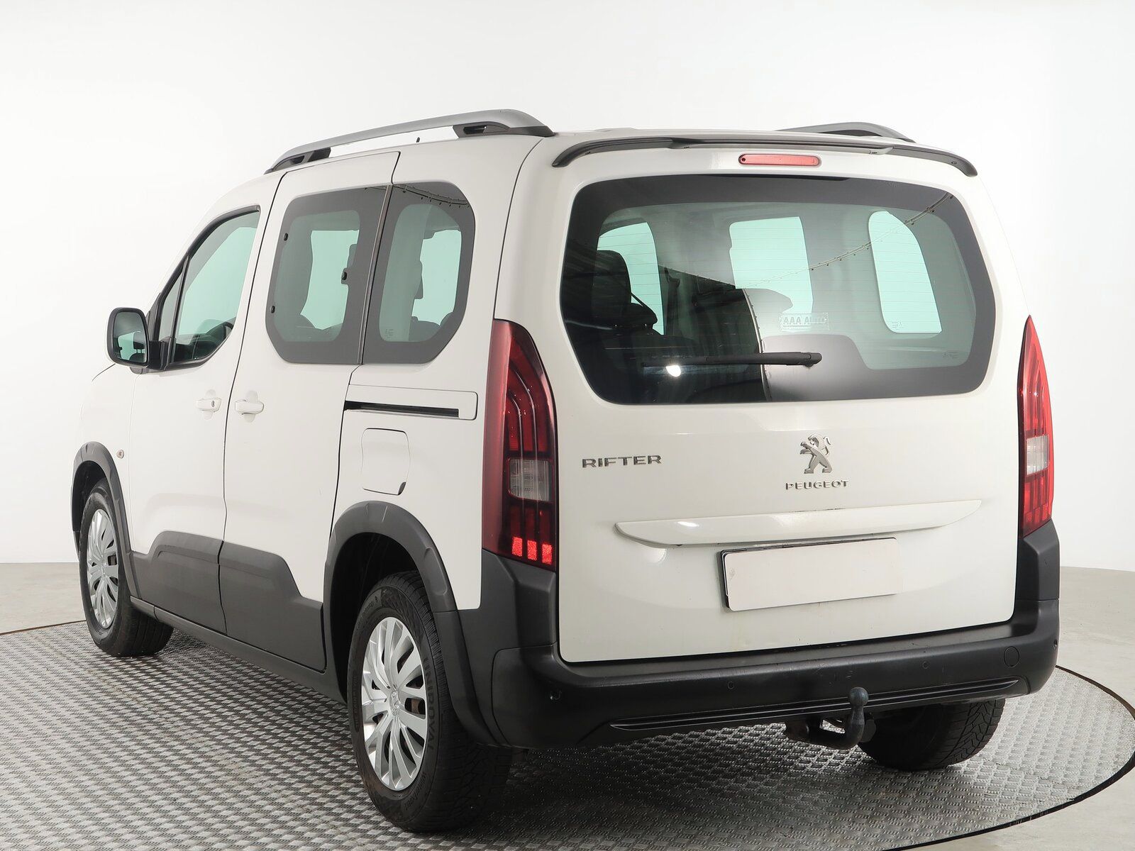 Peugeot Rifter, 1.5 BlueHDi, Active, 5Míst - fotka 4