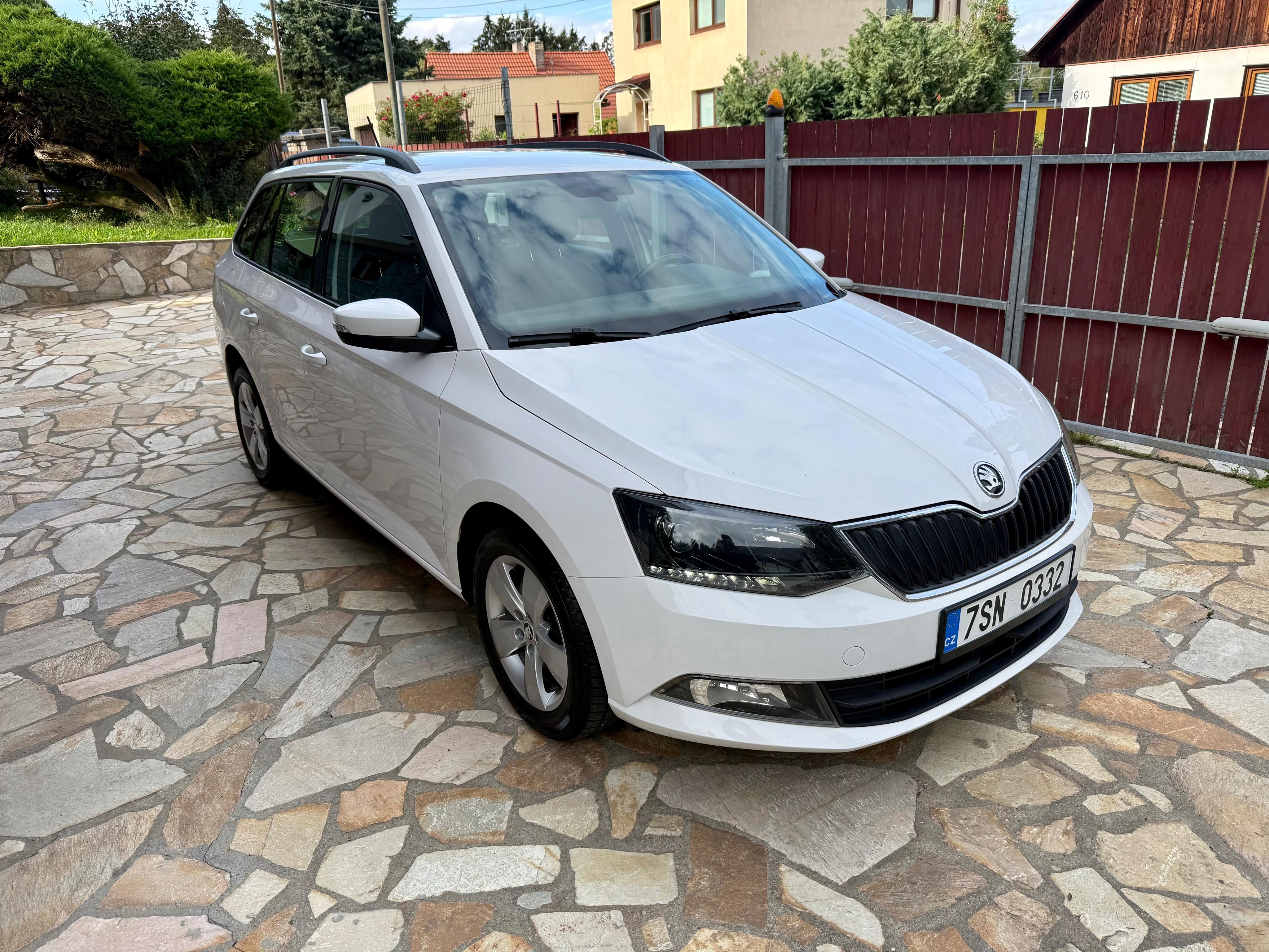 Škoda Fabia, 1.0 TSI 81KW  STYLE DIG KLIMA - fotka 3