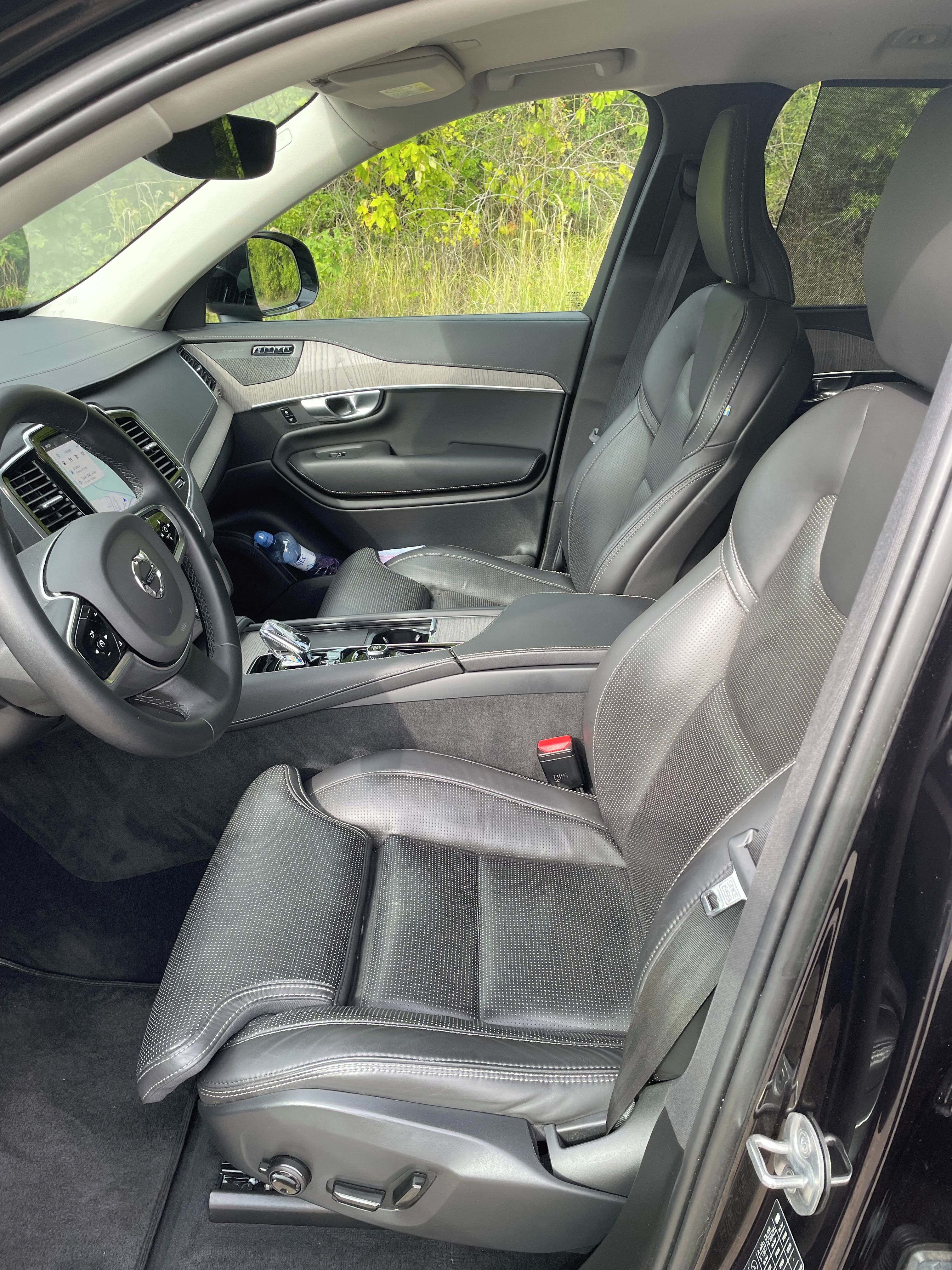 Volvo XC90, B5 AWD MILD HYBRID - fotka 5