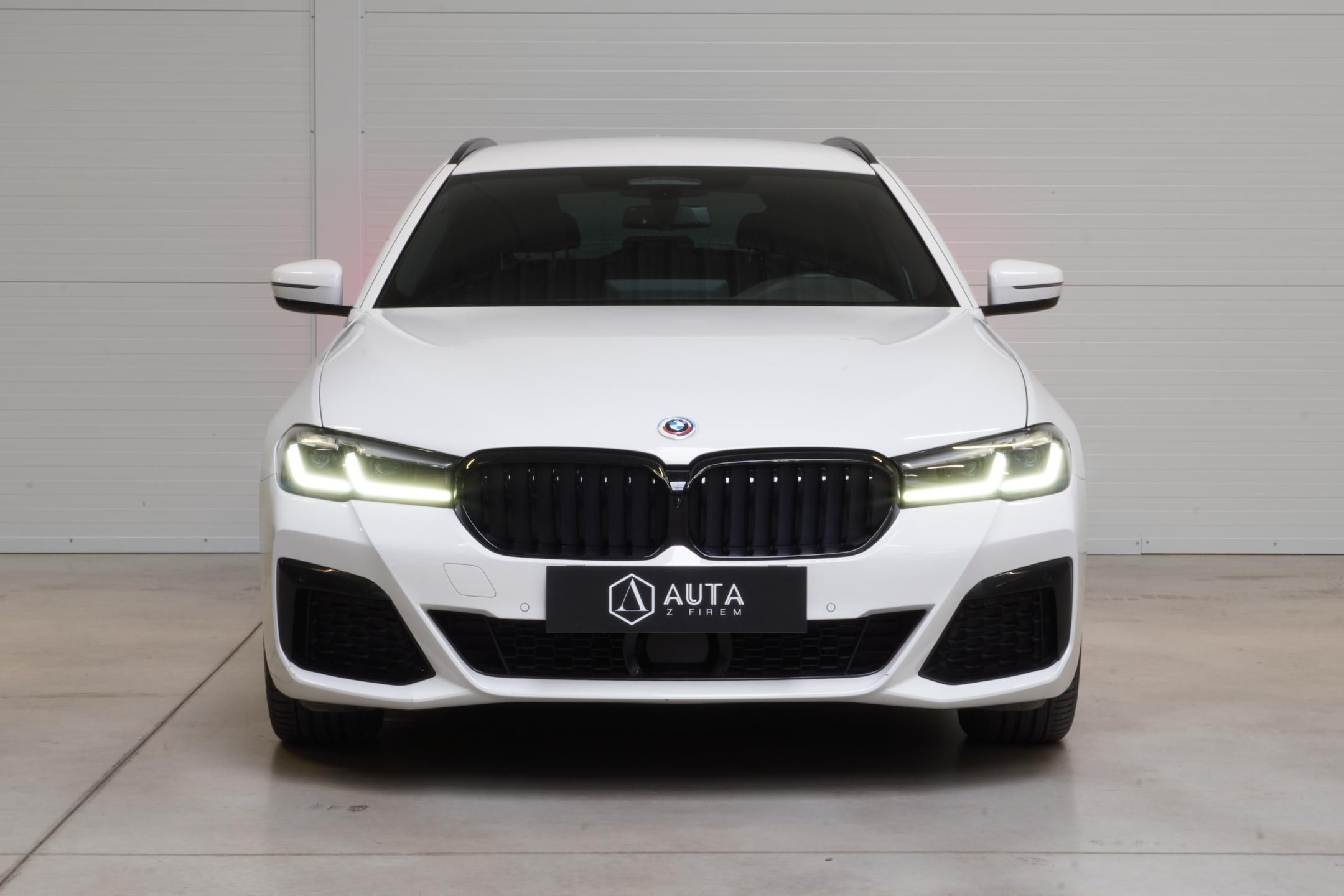 BMW Řada 5, 4x4,TAŽNÉ,DPH,ČR,Adaptiv LED - fotka 2
