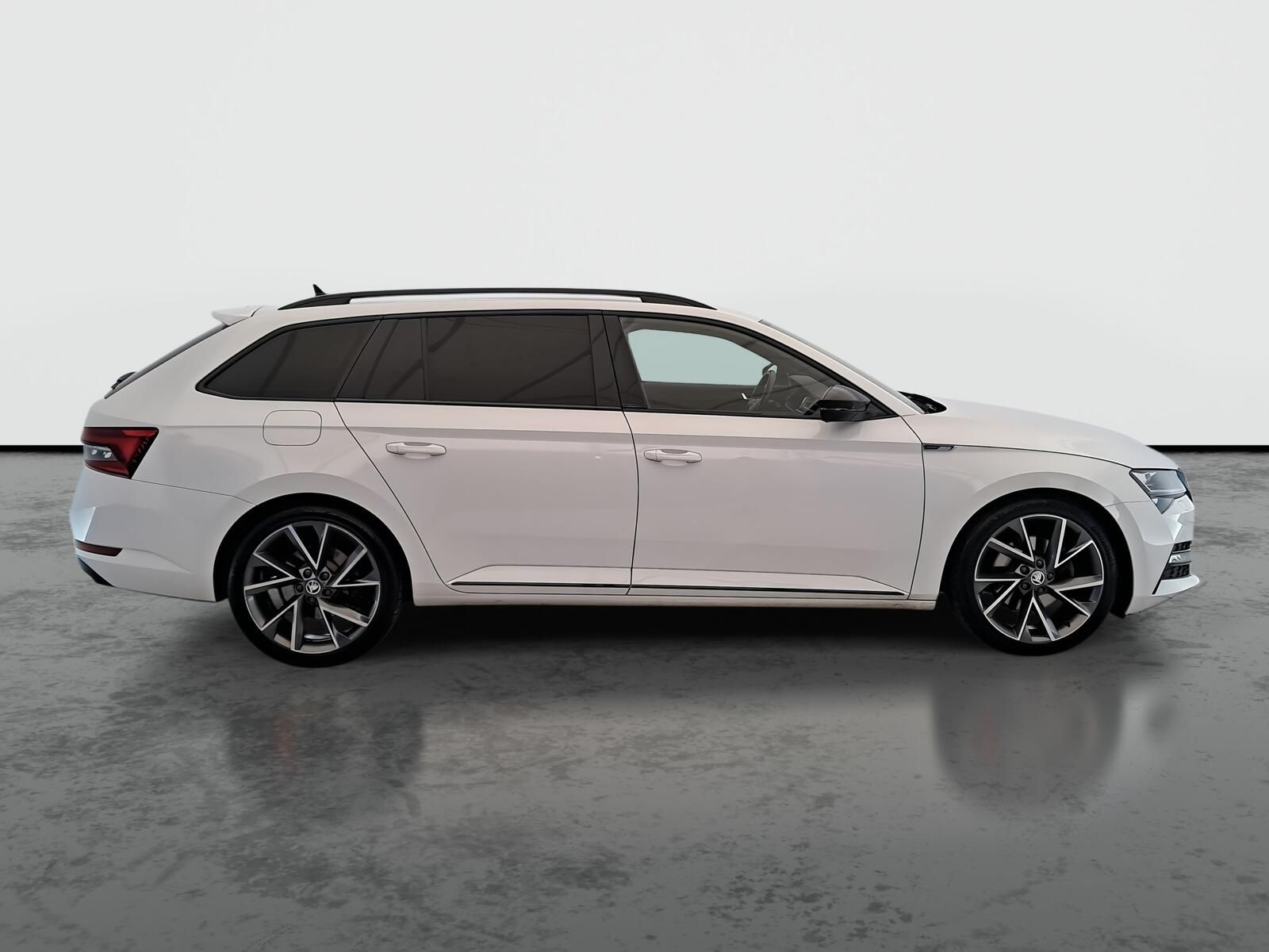 Škoda Superb, 2.0 TDI, Sportline, 4X4 - fotka 6