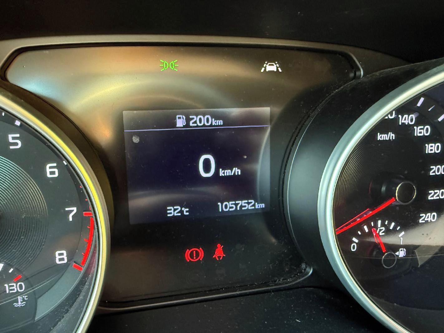 Kia Cee´d, KIA Ceed SW po 1. majiteli - fotka 5