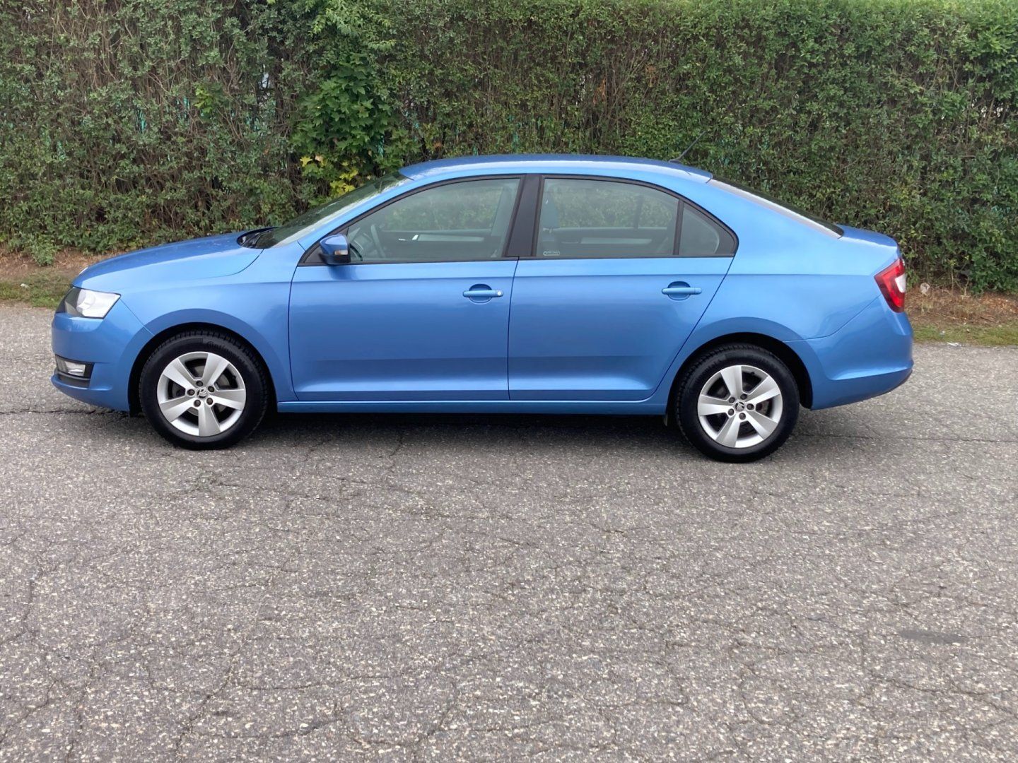 Škoda Rapid, 1.0 TSi Ambition +, Koup. ČR - fotka 6