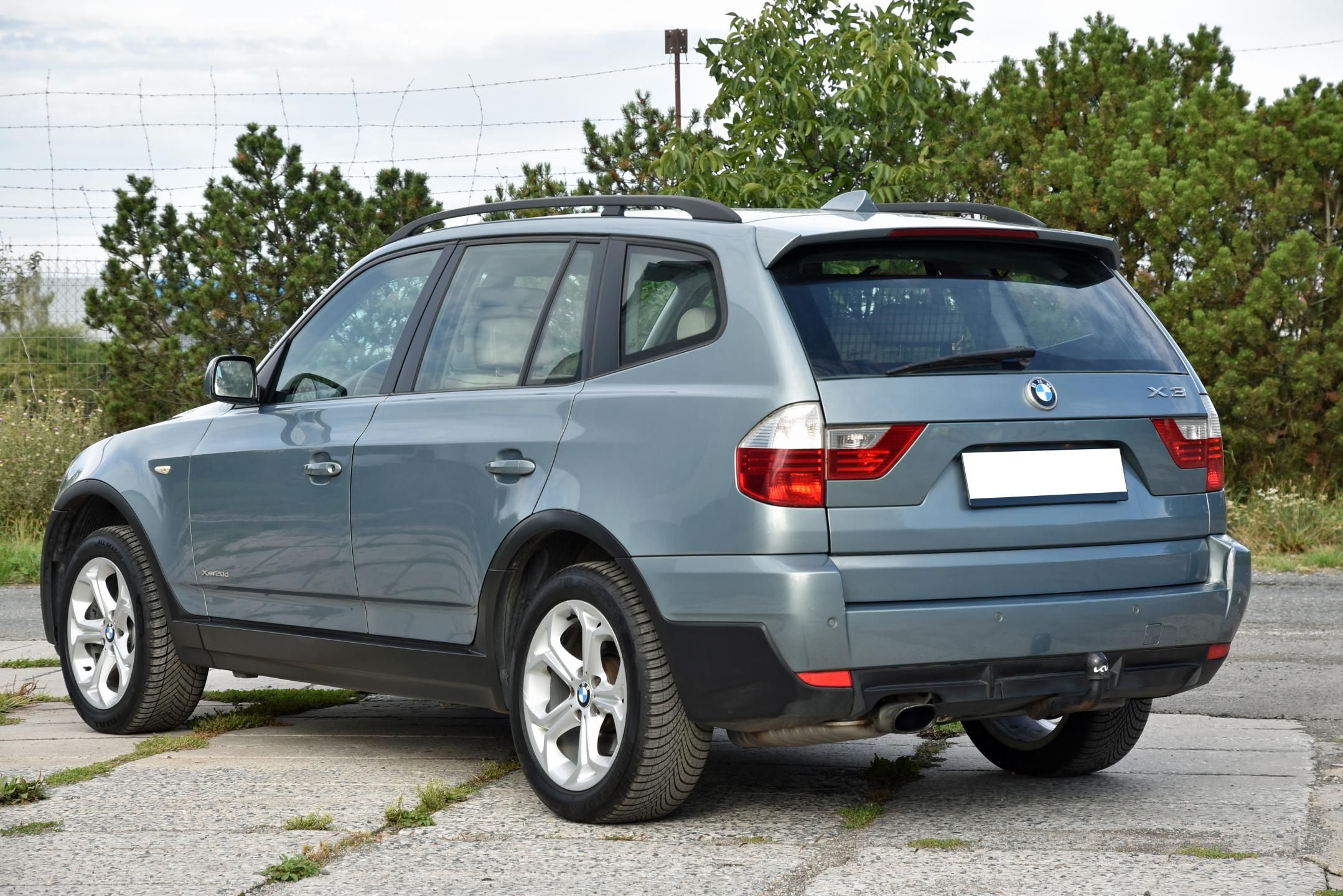 BMW X3, xDrive20d LCi,KŮŽE,VÝHŘEV,TEMP - fotka 4