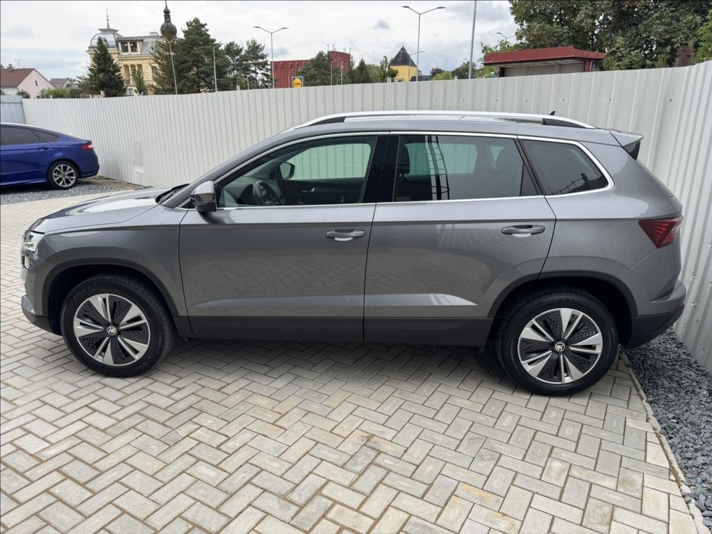 Škoda Karoq, 2,0 TDI DSG STYLE DPH 1.maj ČR - fotka 4