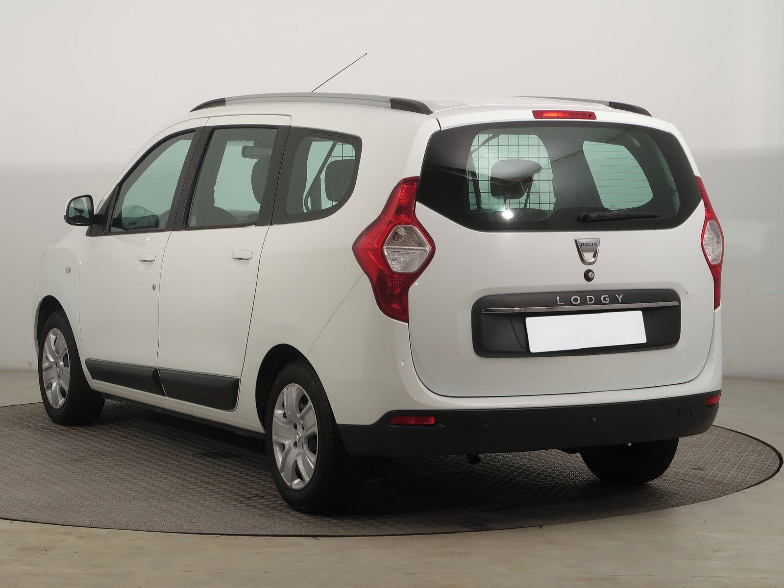Dacia Lodgy, 1.6 SCe, ČR,1.maj - fotka 4