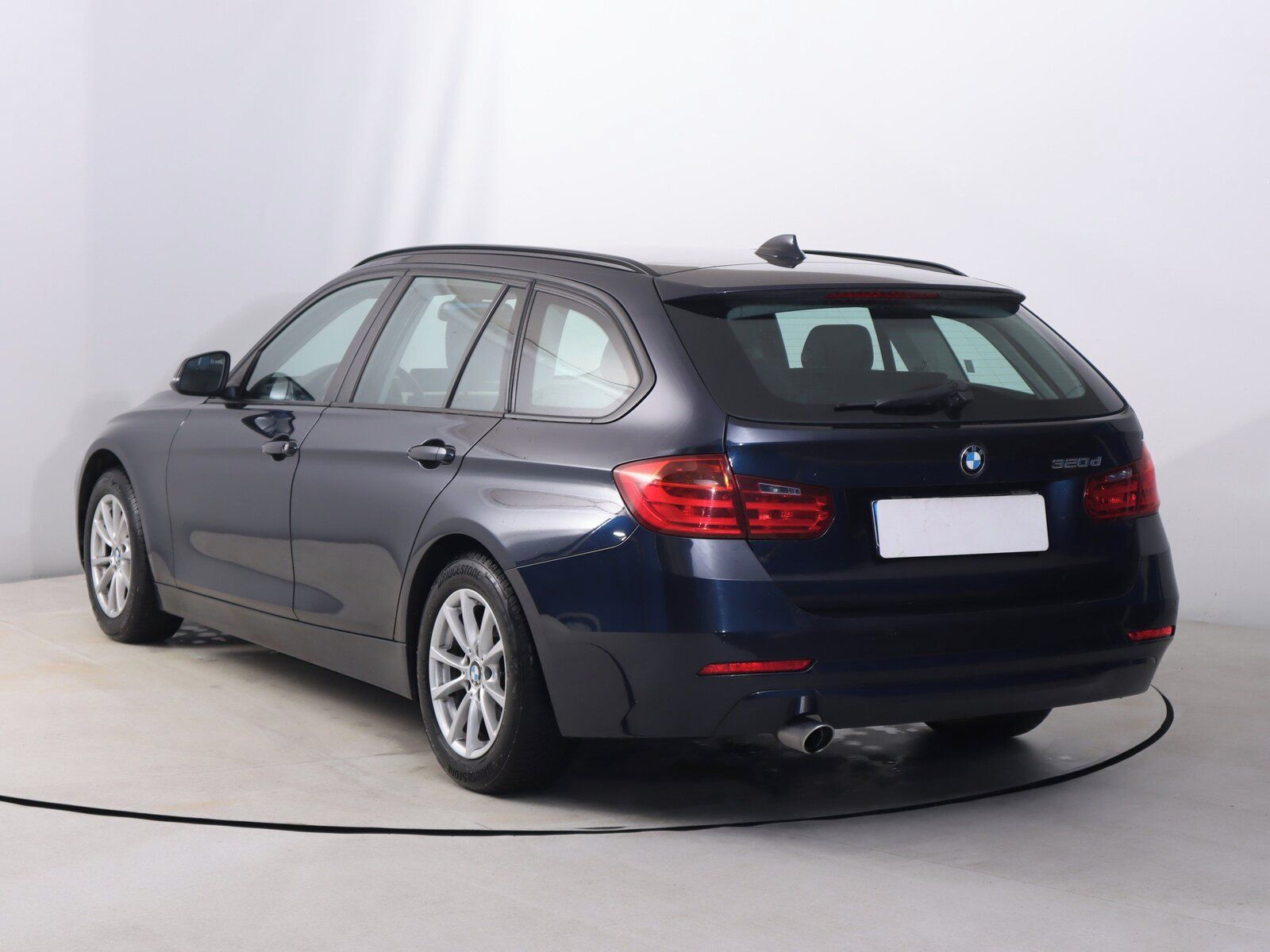 BMW Řada 3, 320 d, Automat, Serv.kniha - fotka 4