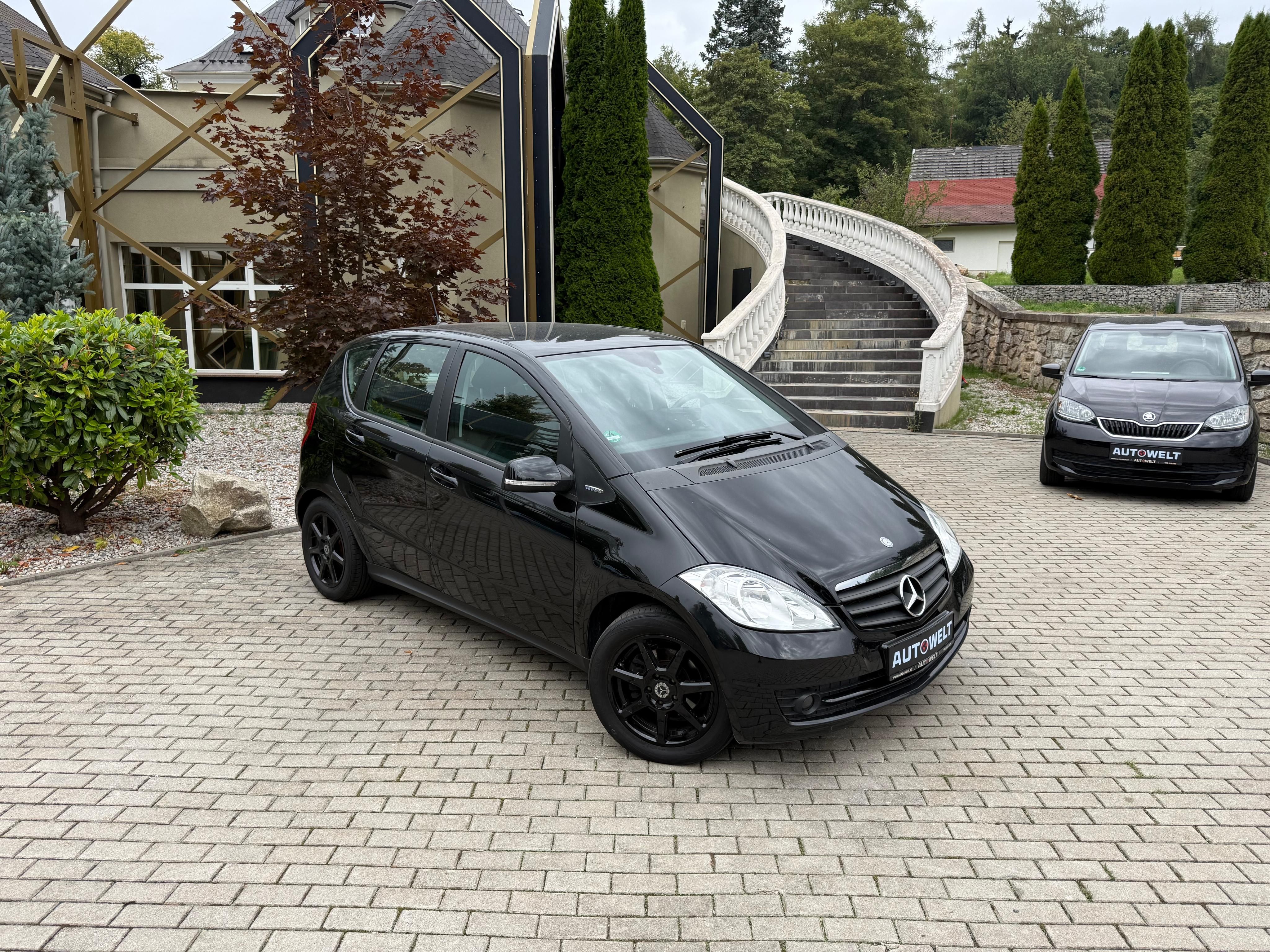 Mercedes-Benz Třídy A, 160 1.5i 70kW W169 FL ELEGANCE - fotka 2