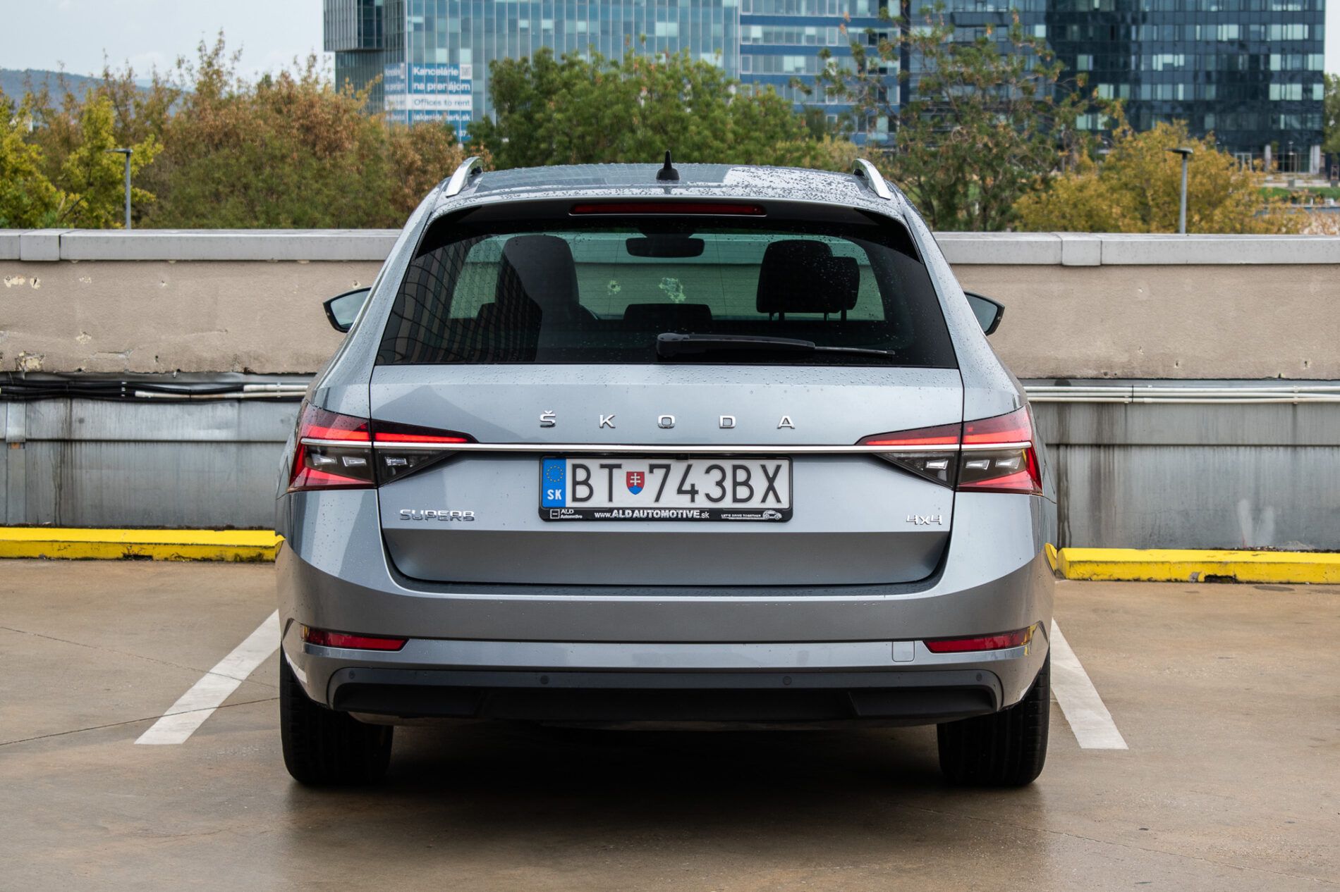 Škoda Superb - fotka 6