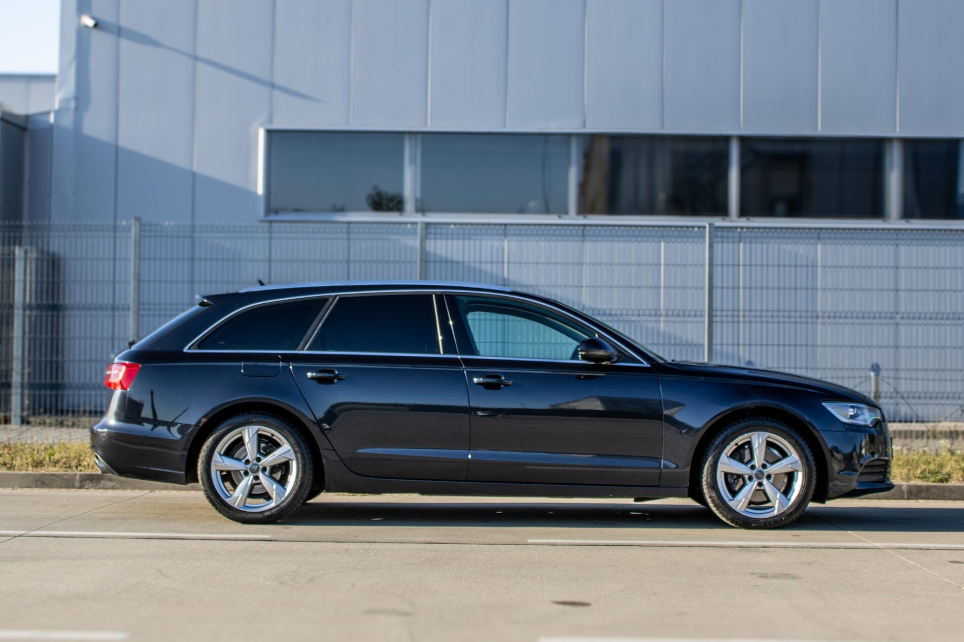 Audi A6 Avant - fotka 4