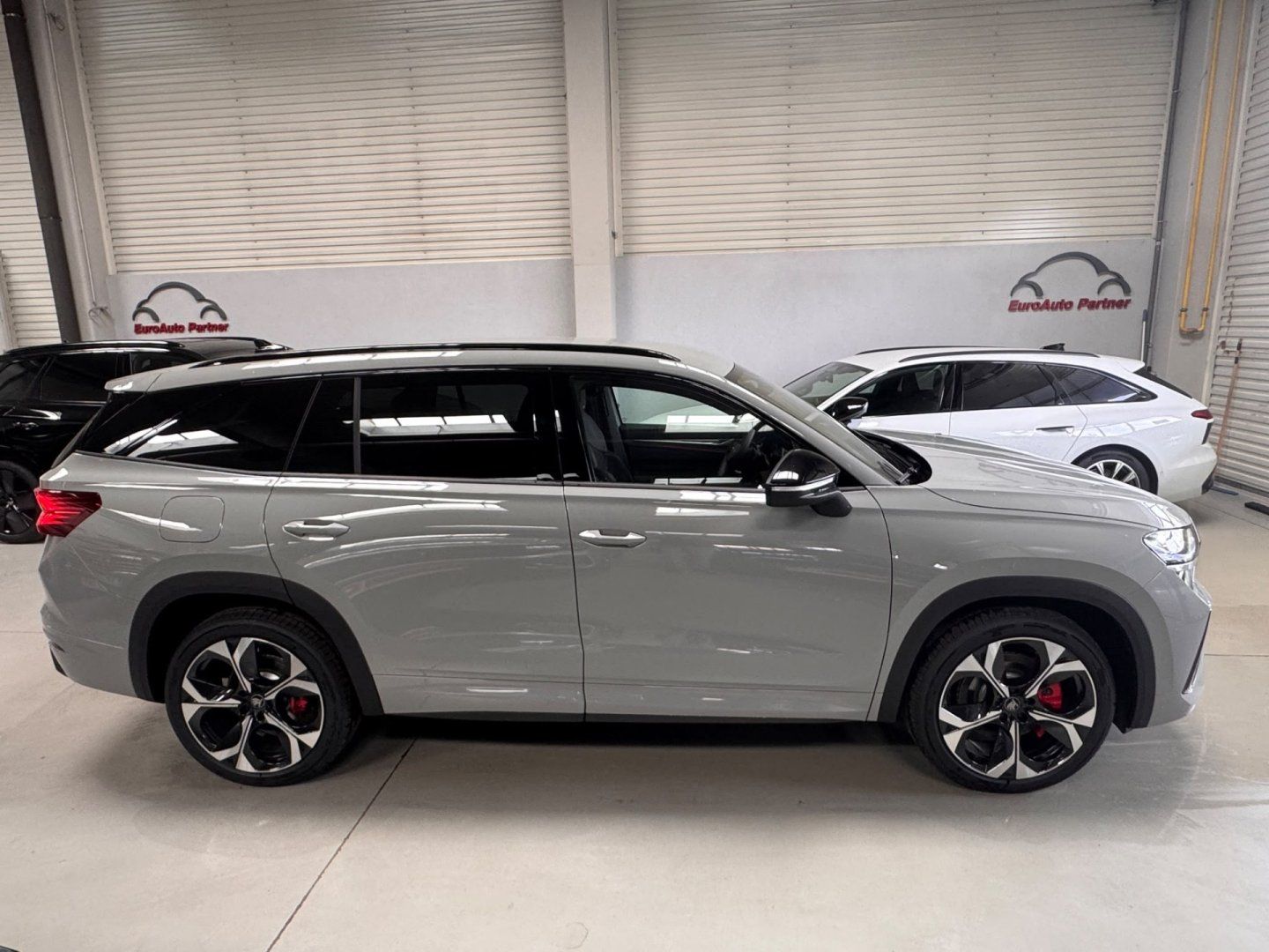 Škoda Kodiaq, REZERVACE - RS 2.0 TSI 195 kW - fotka 4