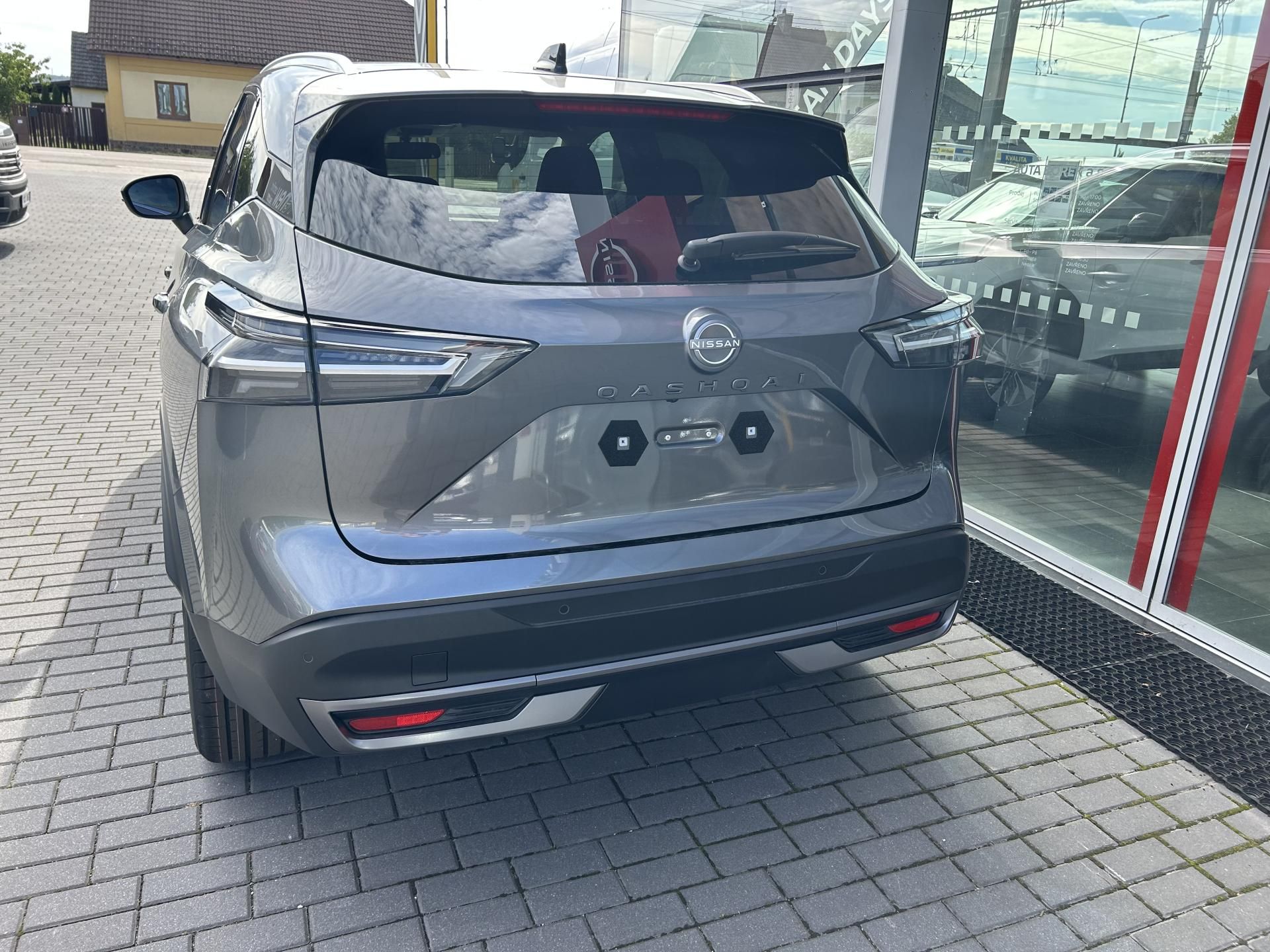 Nissan Qashqai, N-CONNECTA 1.3 DIG-T 116kw Aut - fotka 5