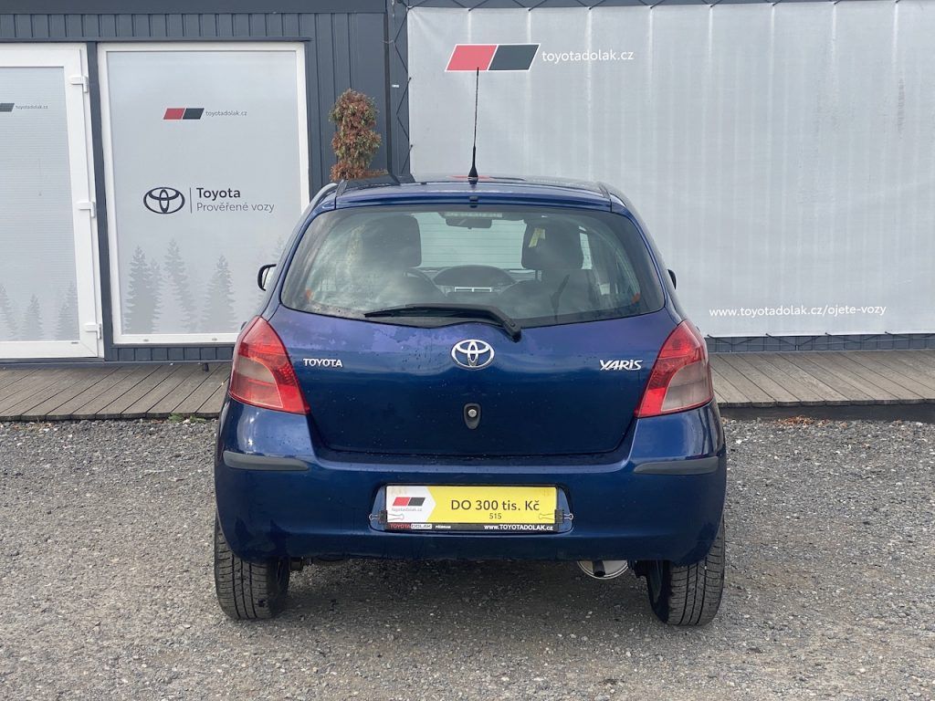 Toyota Yaris, 1.0i, ČR, Terra Cool, po STK - fotka 6