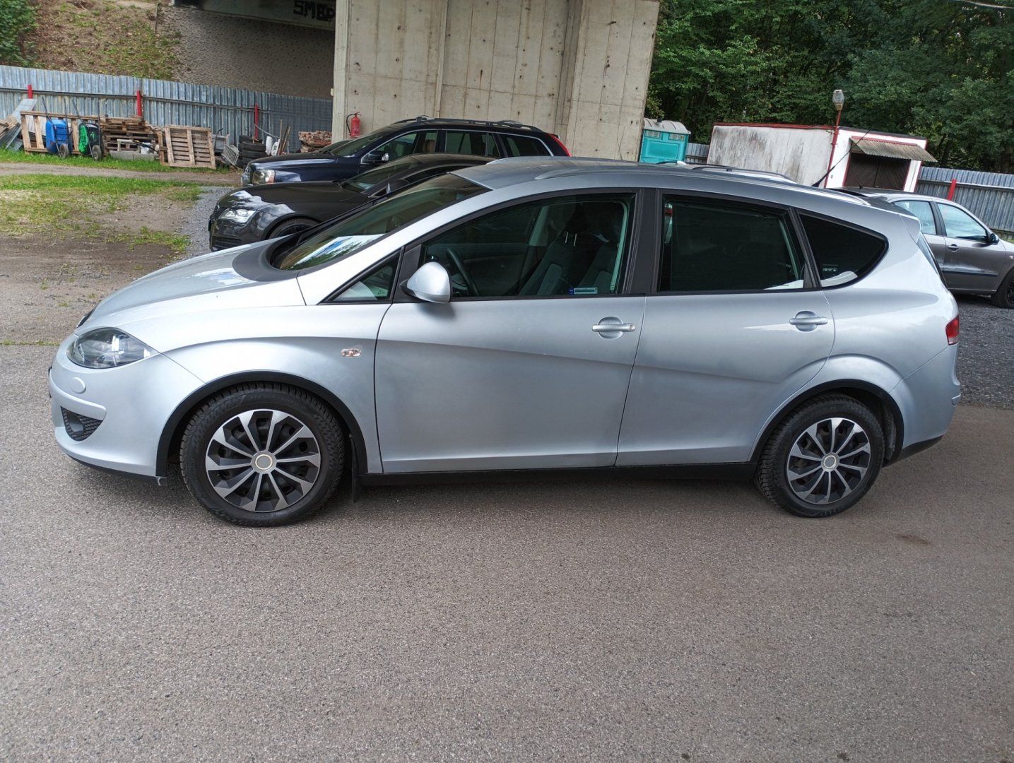 Seat Altea, XL 1.9 tdi - fotka 3