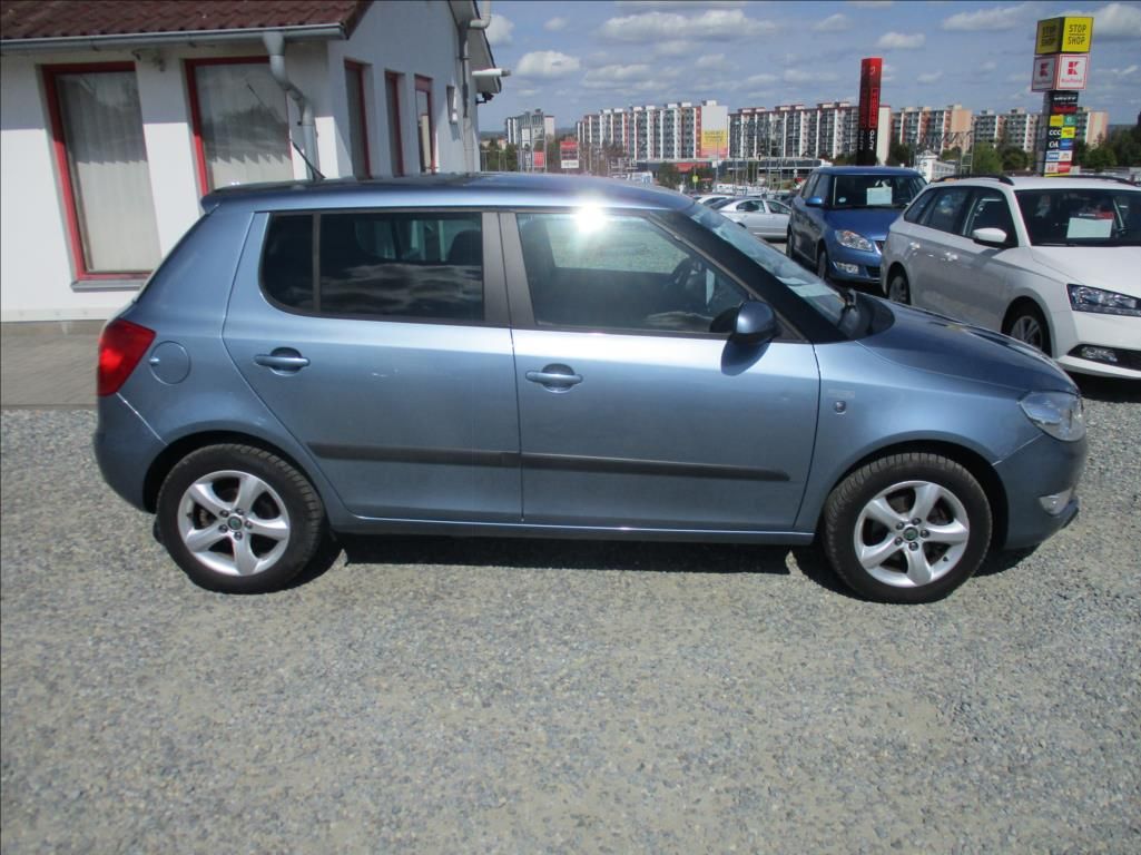 Škoda Fabia, 1,2 TSI,aut.klima,56.000km - fotka 5