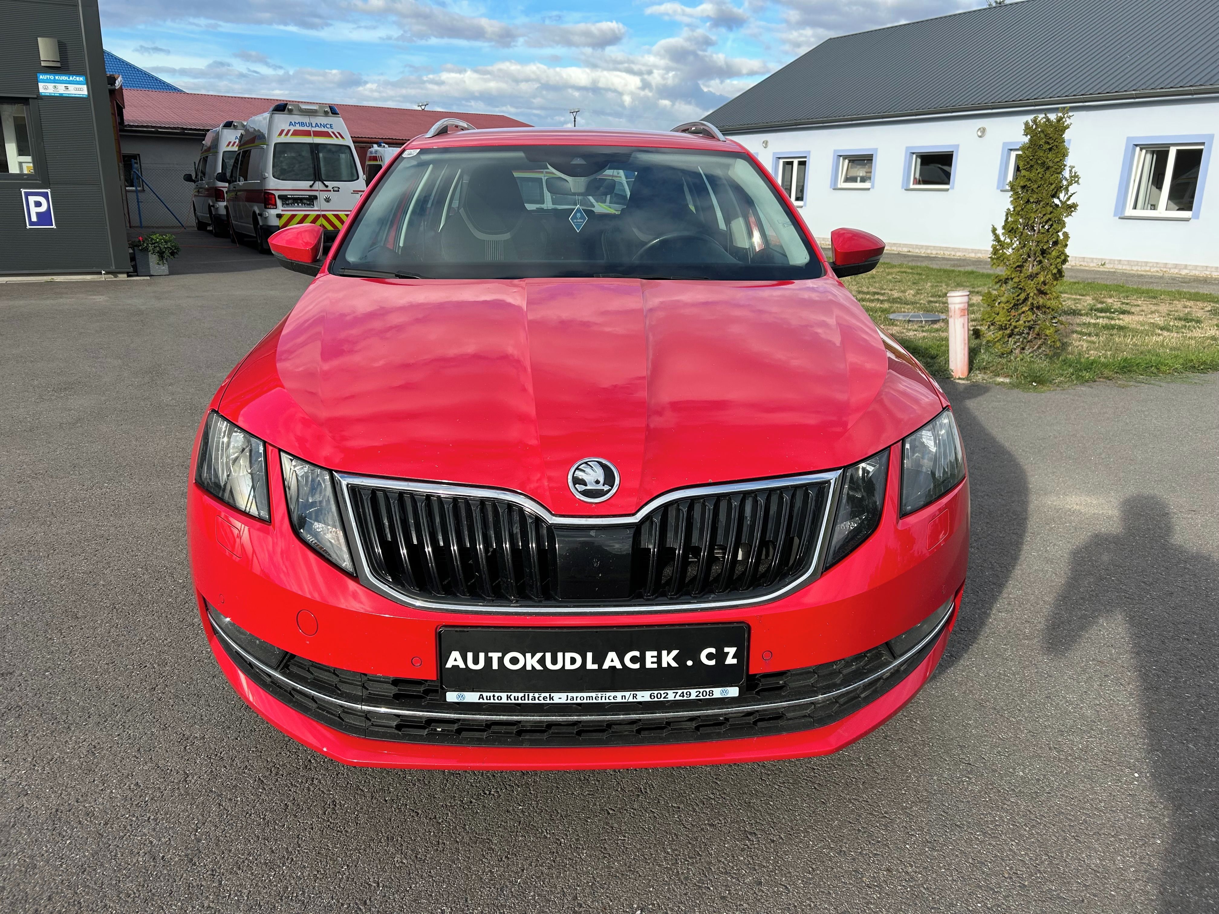 Škoda Octavia, 3 - 2.0 TDI 135kW - 4x4 DSG - fotka 2