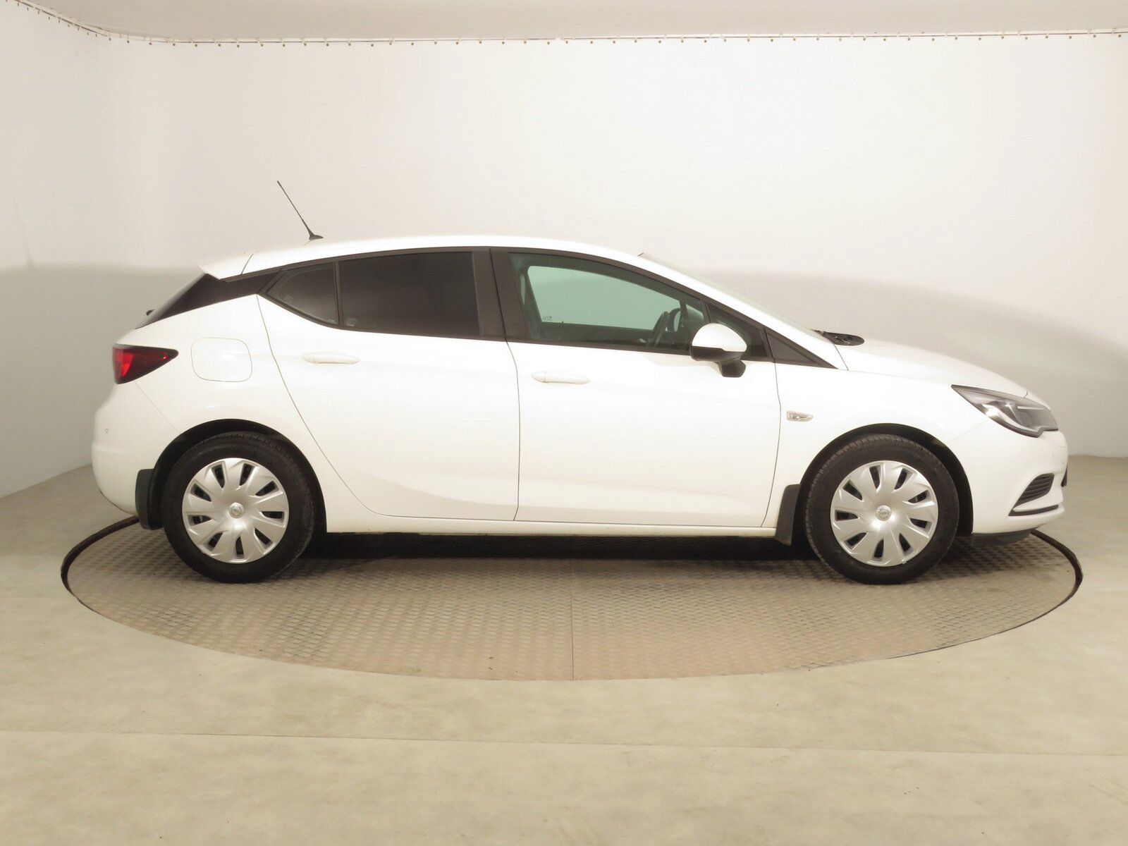 Opel Astra, 1.4 T, Enjoy, Serv.kniha - fotka 6