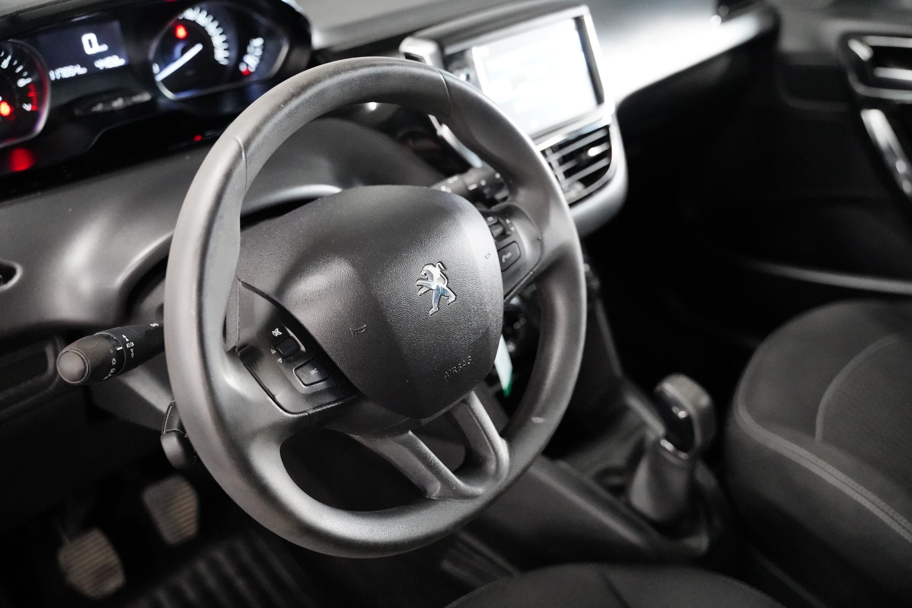 Peugeot 208, 1.2 PureTech 60 kW Active - fotka 6