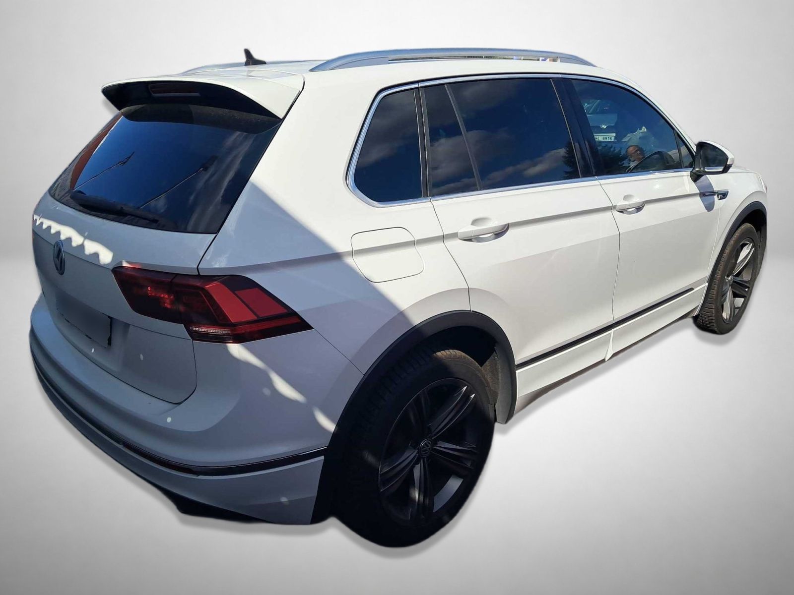 Volkswagen Tiguan, 2.0 TDI, 4X4, Automat, Navi - fotka 2