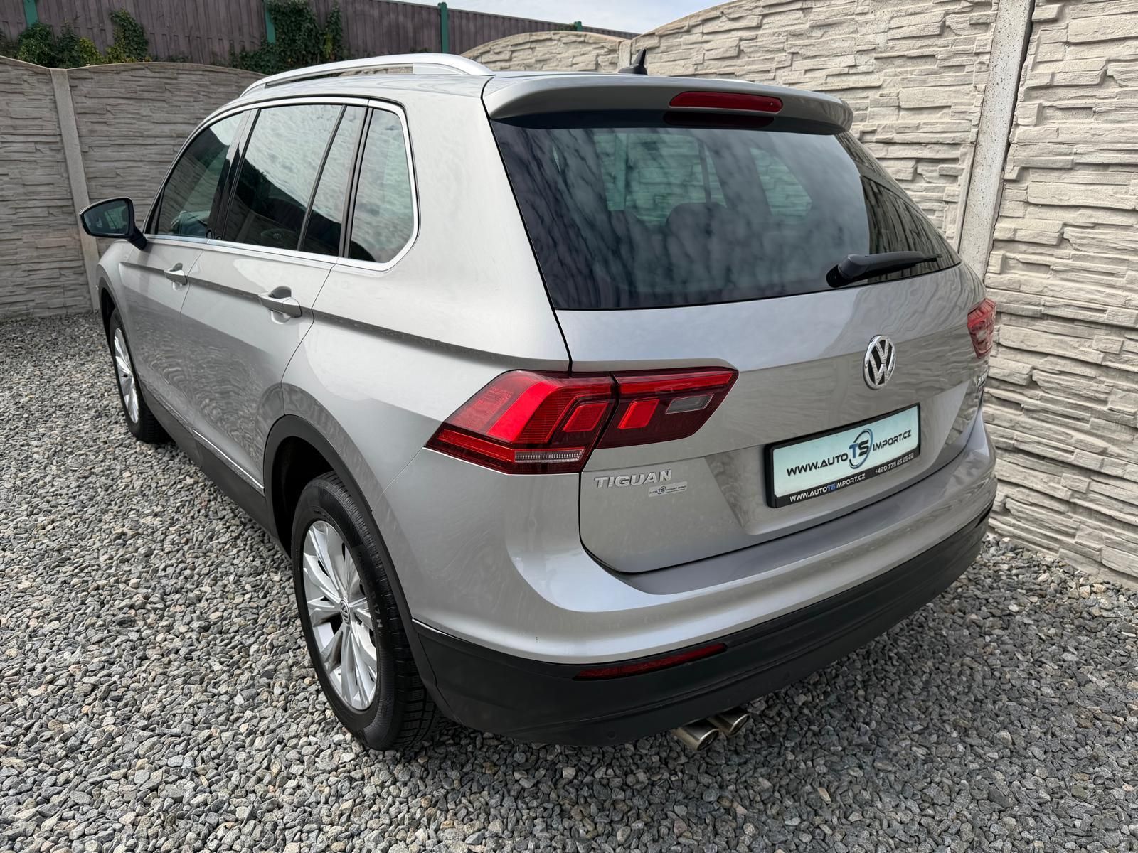 Volkswagen Tiguan, 2.0TDi 150PS 4x4 DSG ACC NAVI! - fotka 3