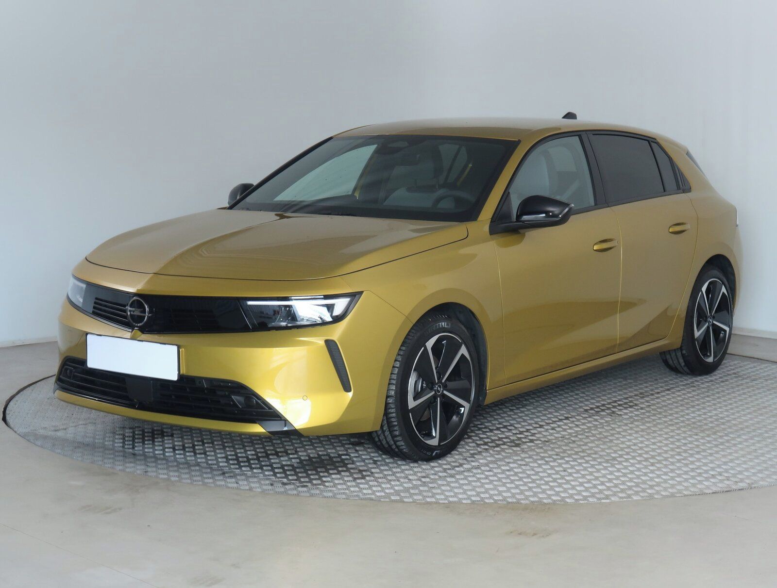 Opel Astra, 1.2 Turbo, Záruka, ČR,1.maj - fotka 2