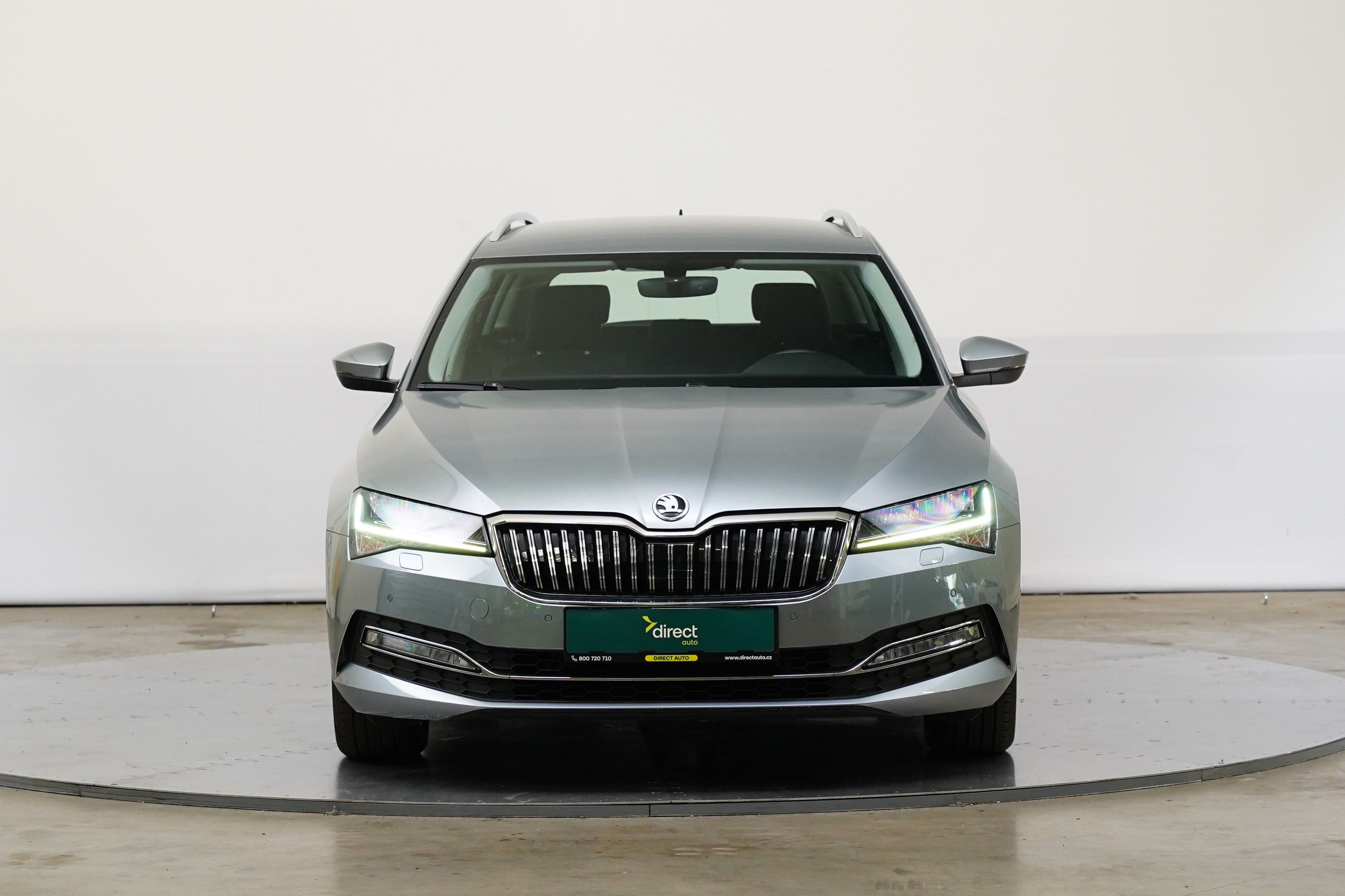 Škoda Superb, 2.0 TSI 140kW Style Combi DSG - fotka 4